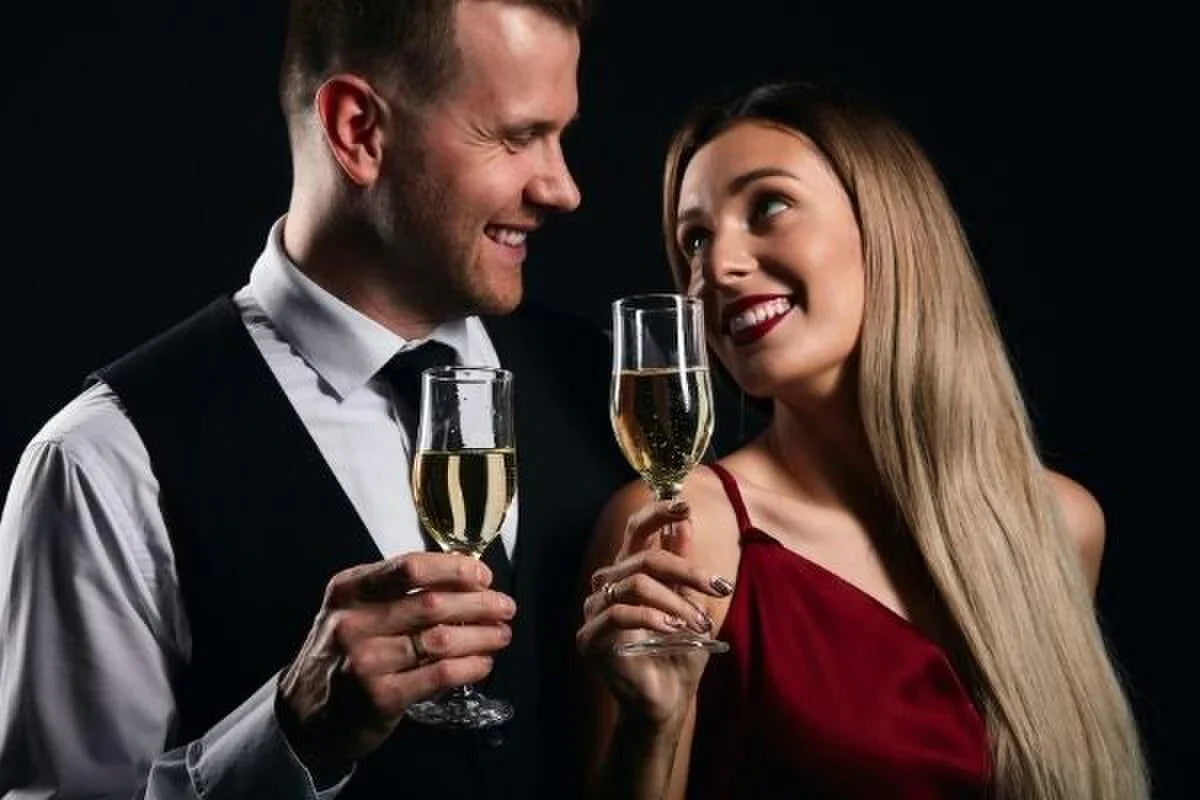 How to Accessorize Formal Evening Wear