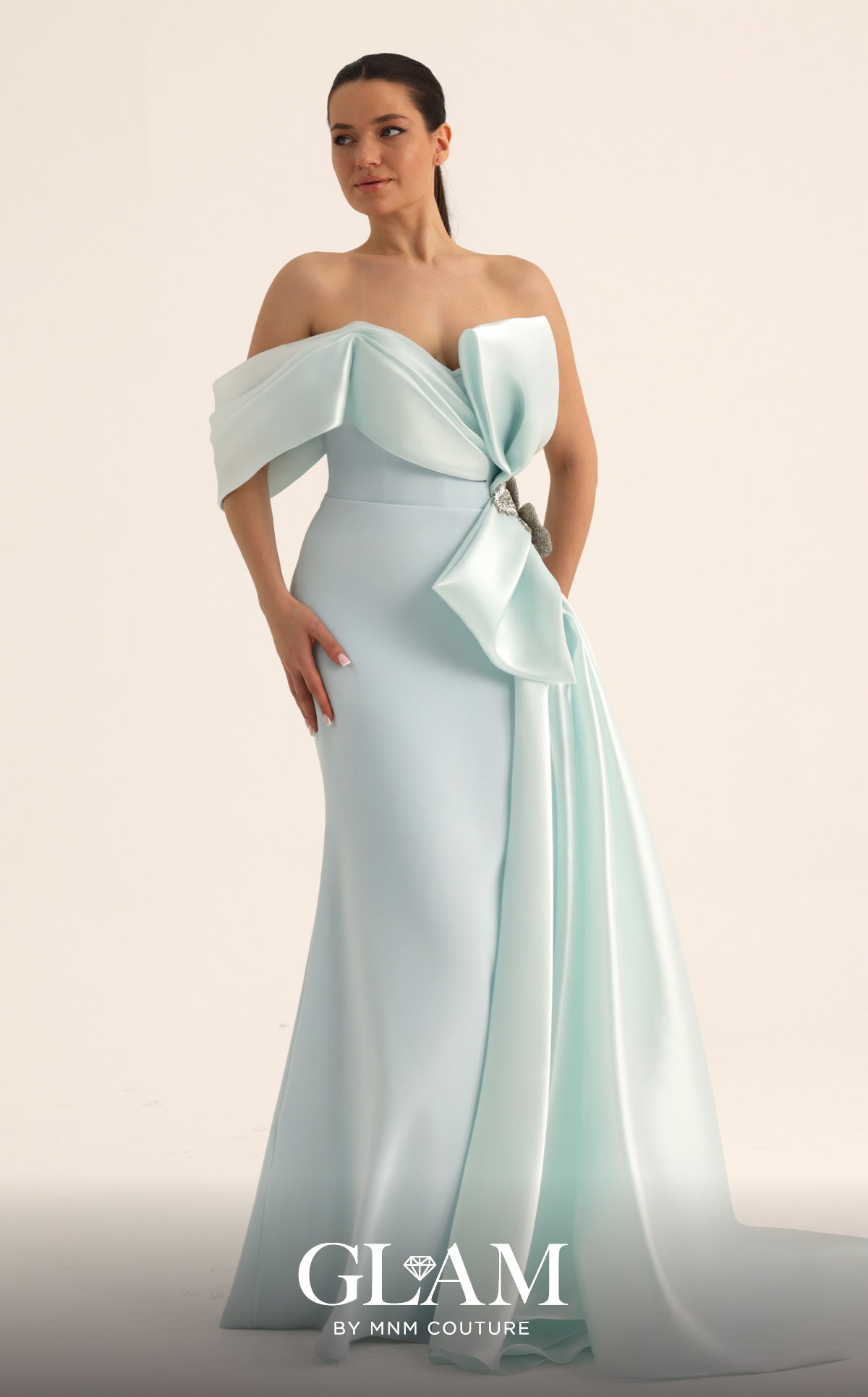 MNM Couture O07802