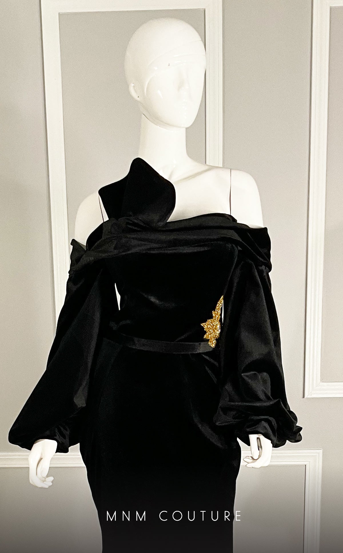 MNM Couture N0411