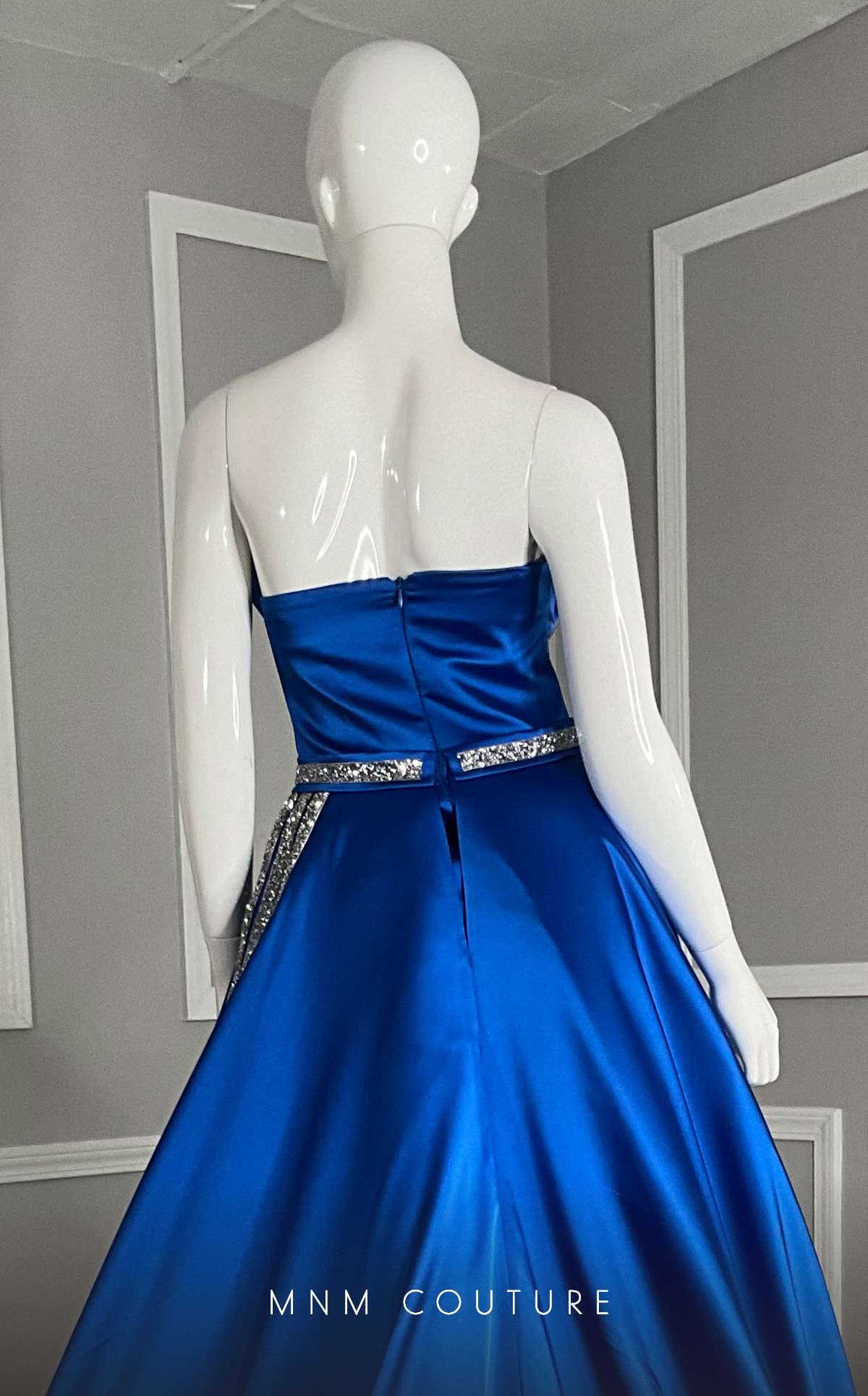 MNM Couture V07353