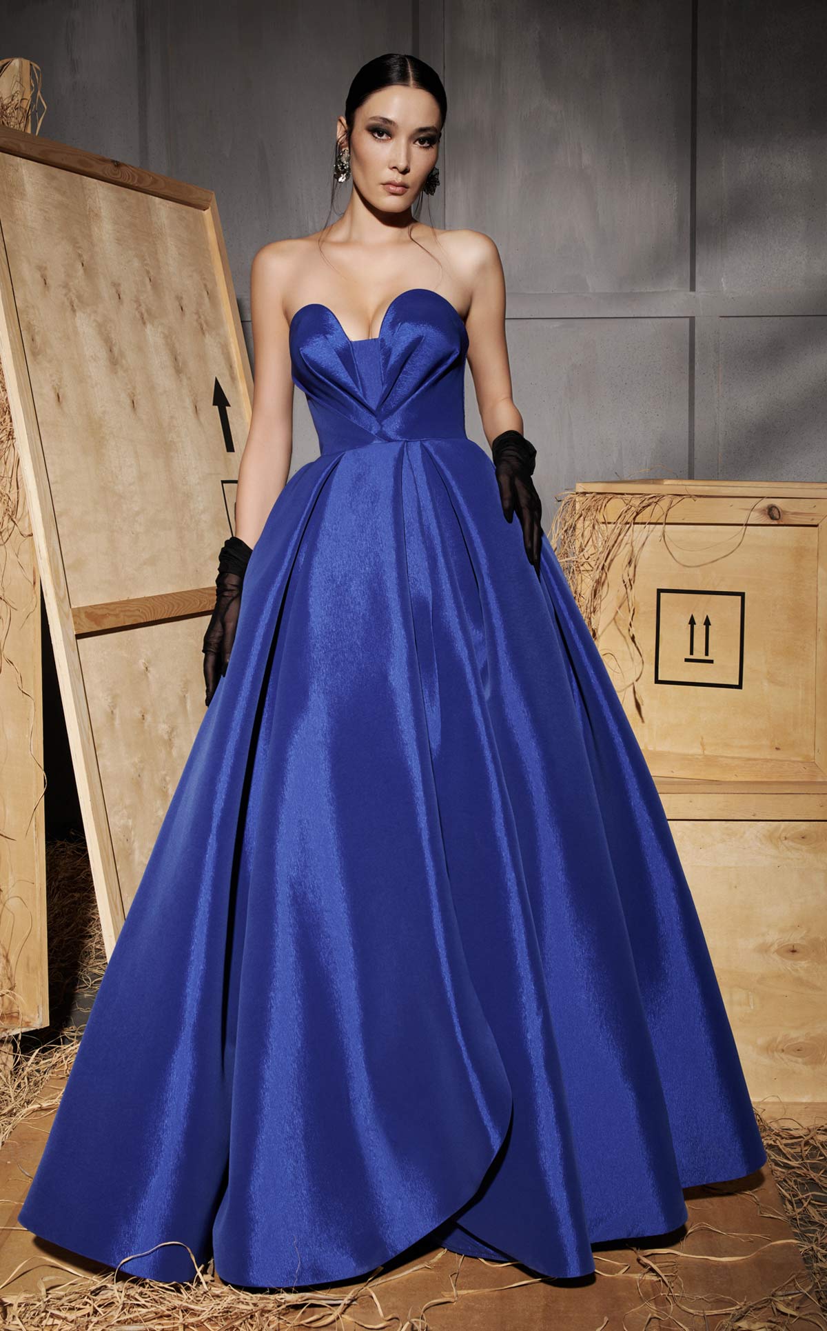 MNM Couture N0642 RED