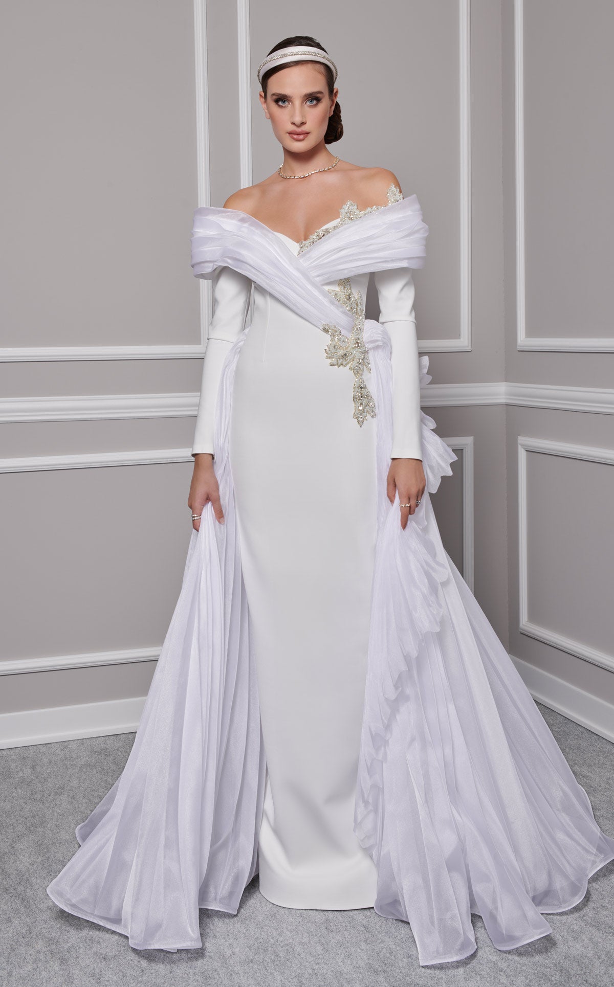 MNM Couture F02800