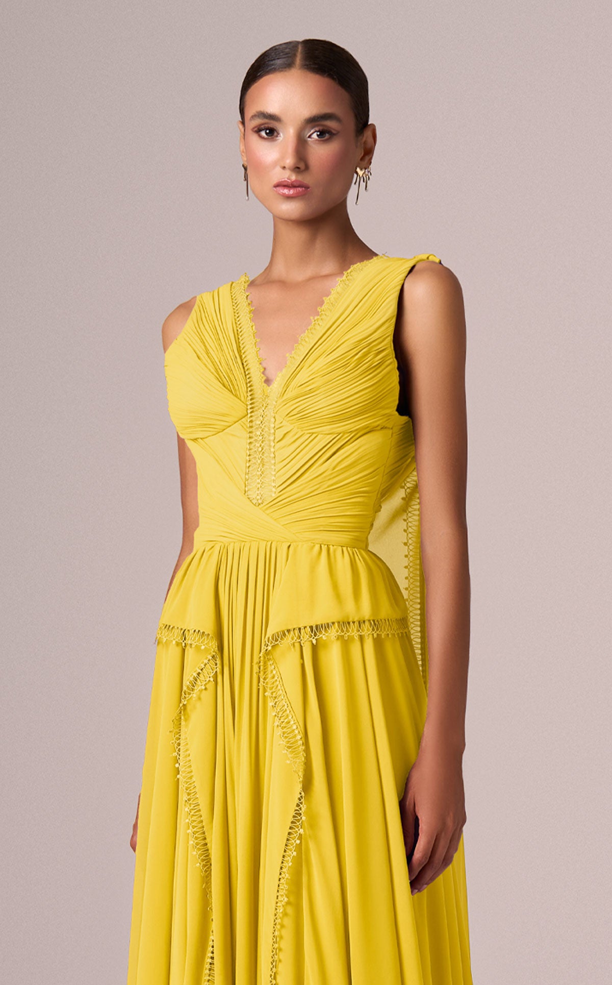 MNM Couture E0086