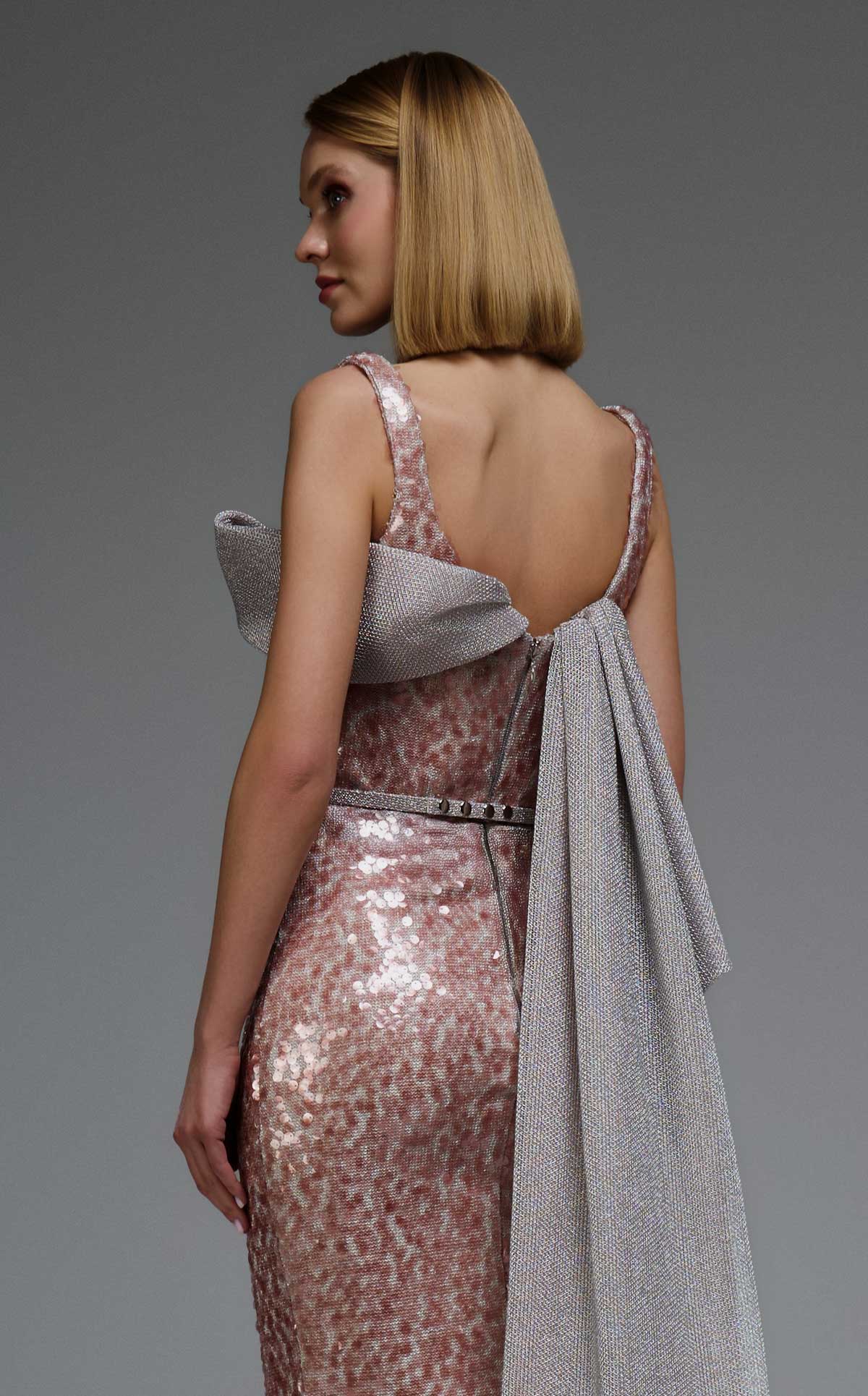 MNM Couture E0108