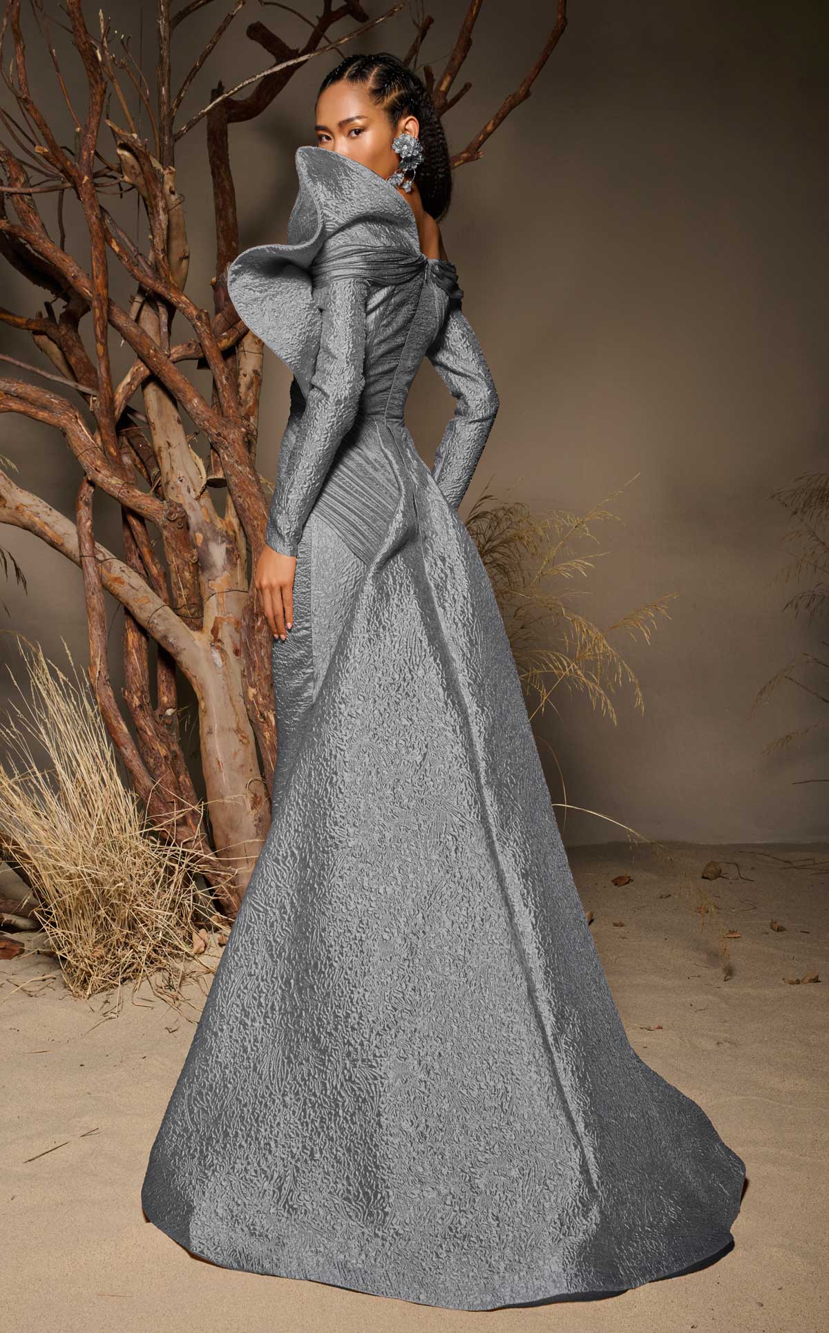 MNM Couture F02982