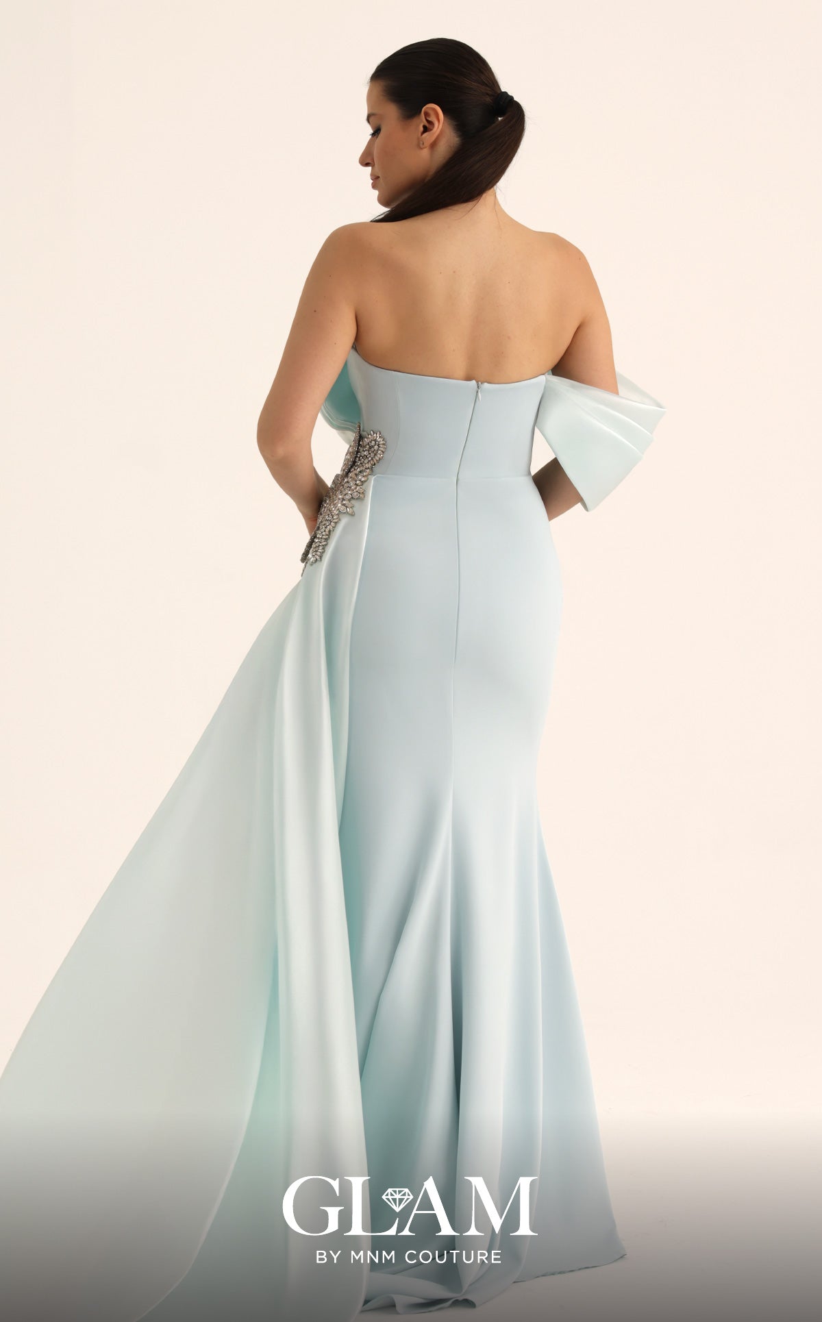MNM Couture O07802