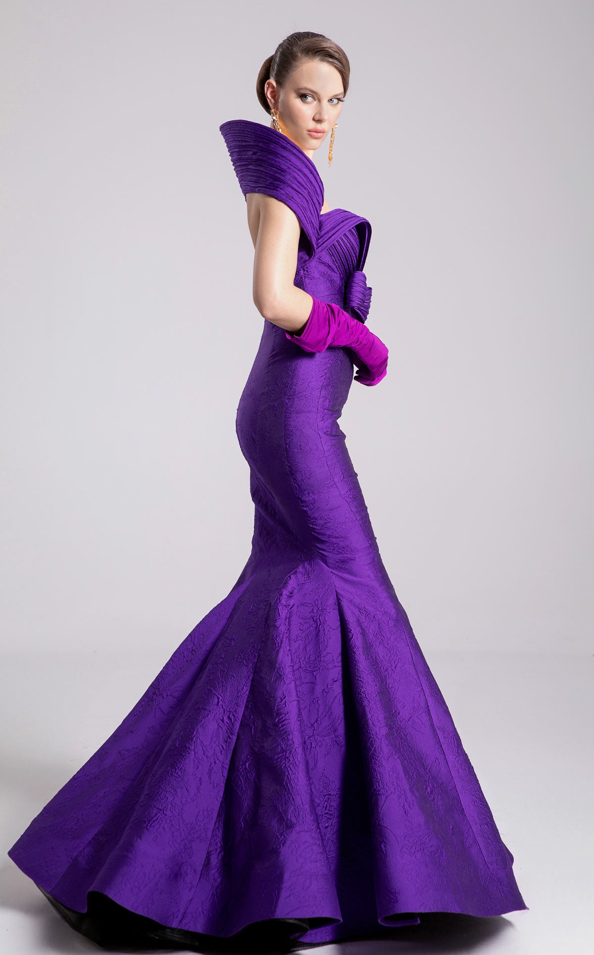 MNM Couture F02901
