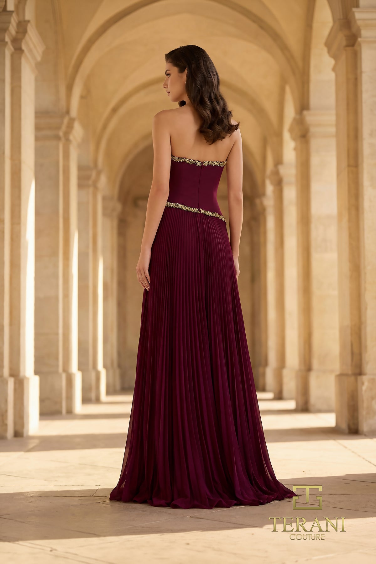 Terani Couture 262E7352 Burgundy