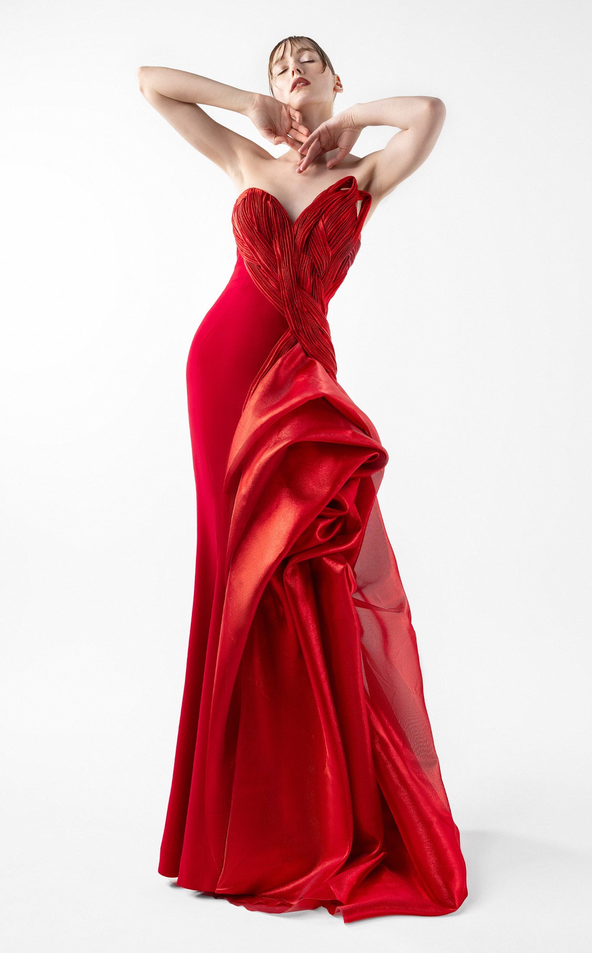MNM Couture G2006