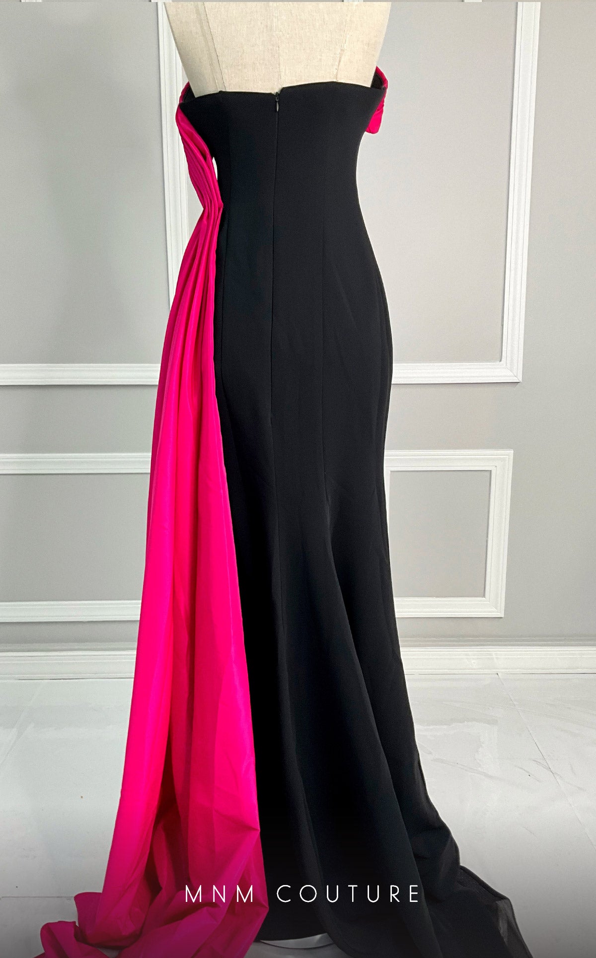 MNM Couture V07378