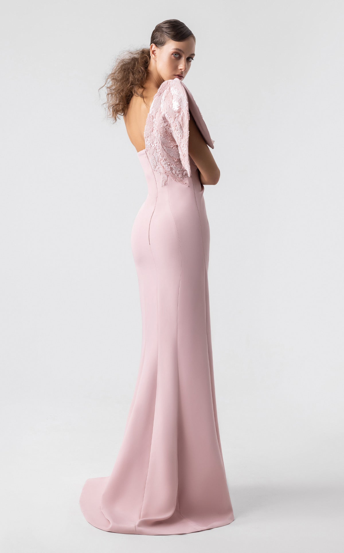 MNM Couture G1926
