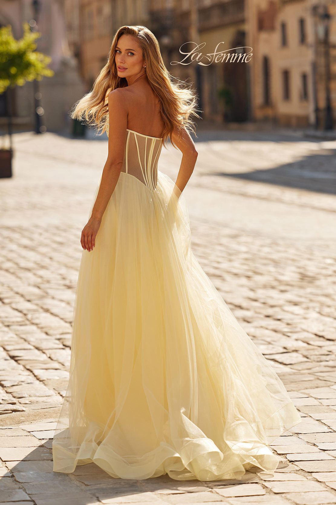 La Femme 33491 PALE YELLOW