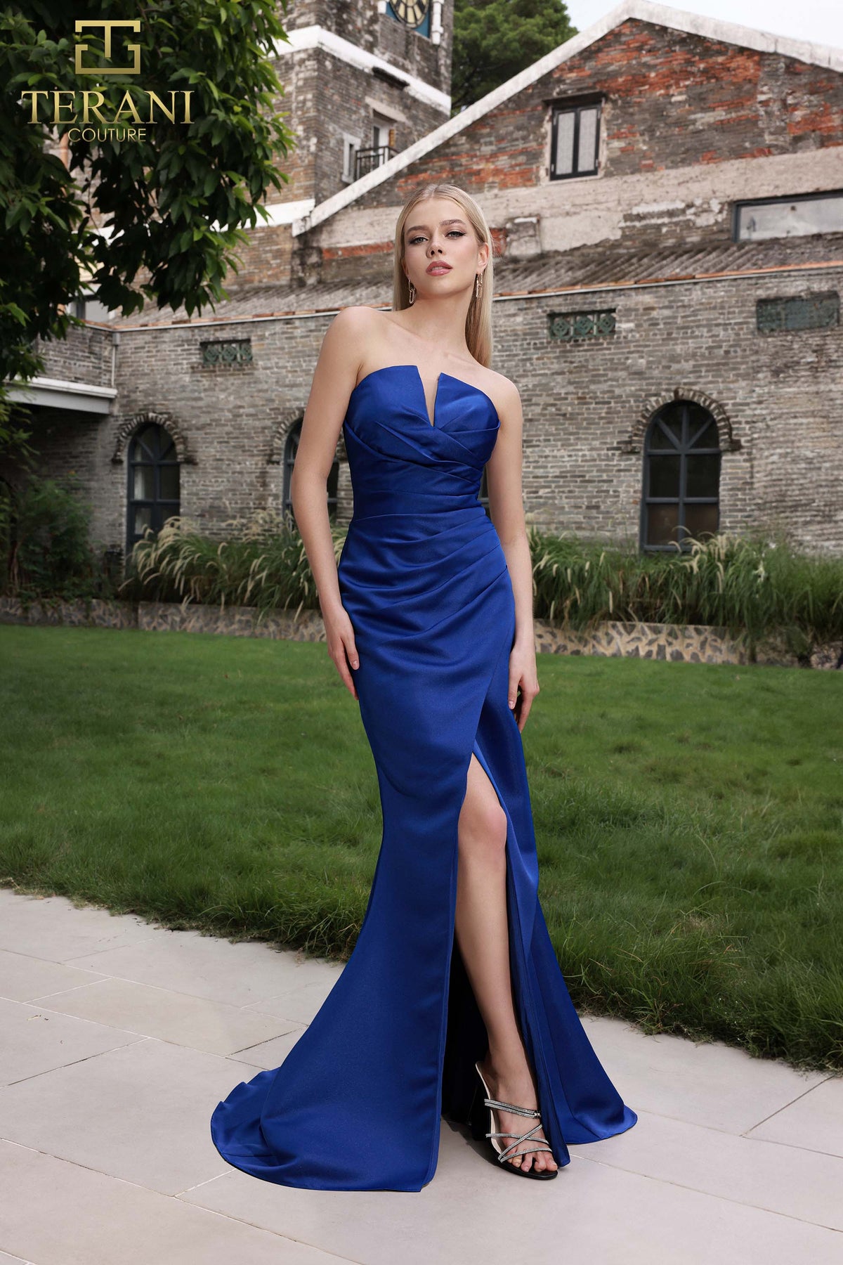 Terani Couture 251P4023