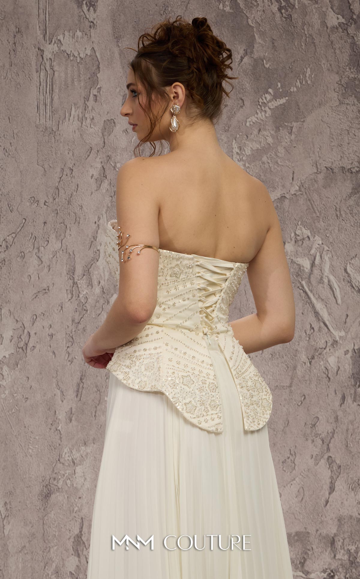 MNM Couture Q7715