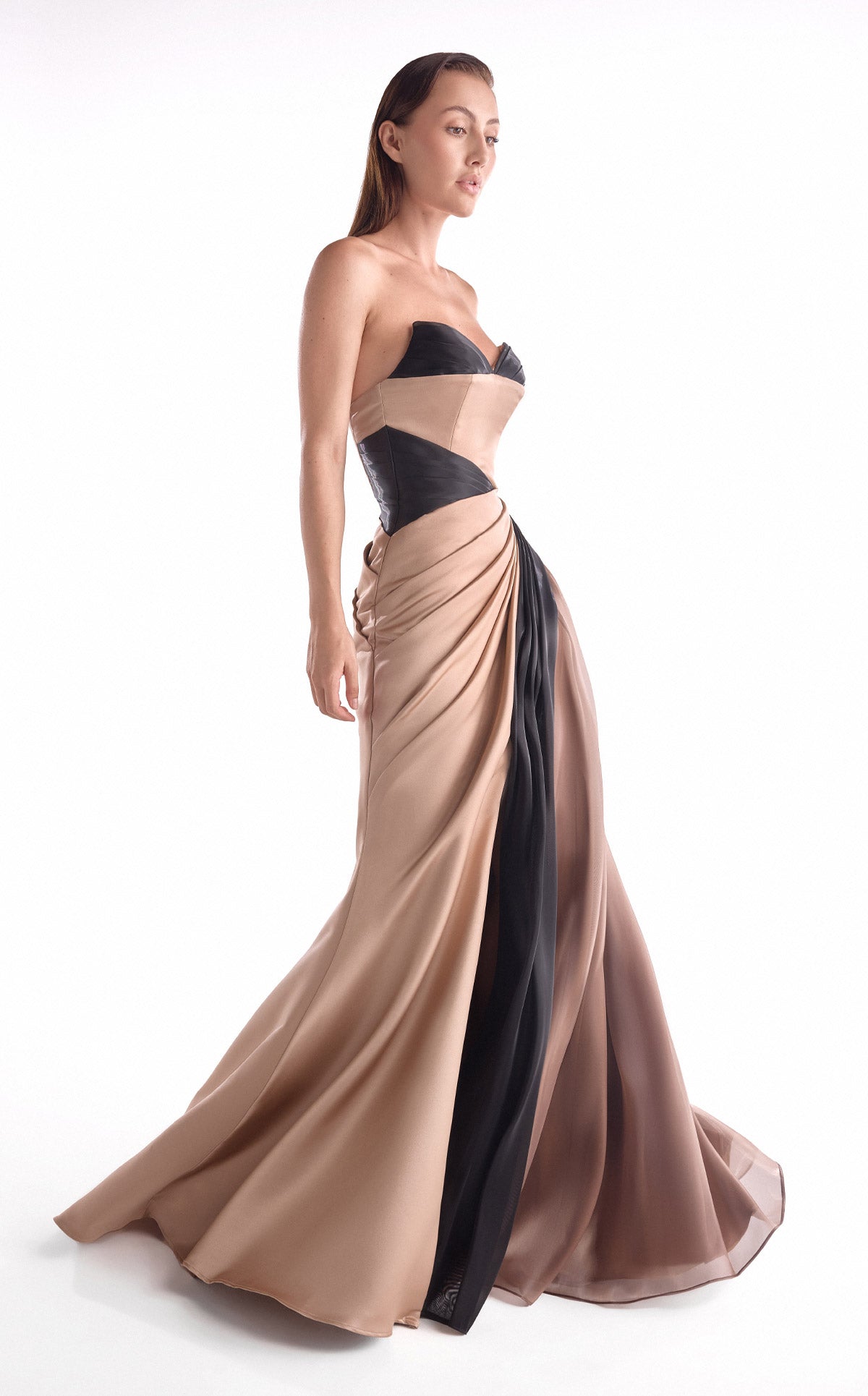 MNM Couture G2102