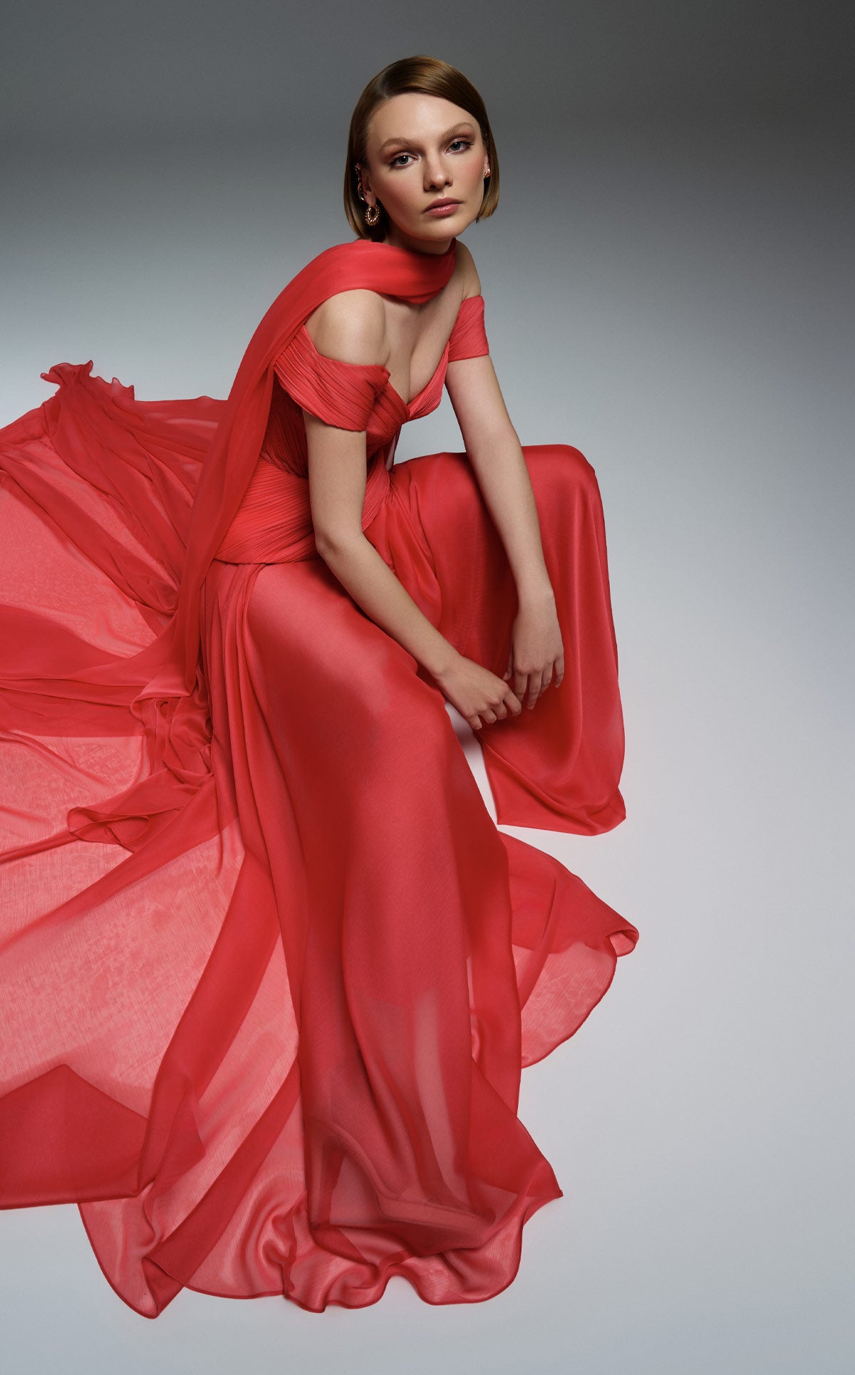 MNM Couture E0119