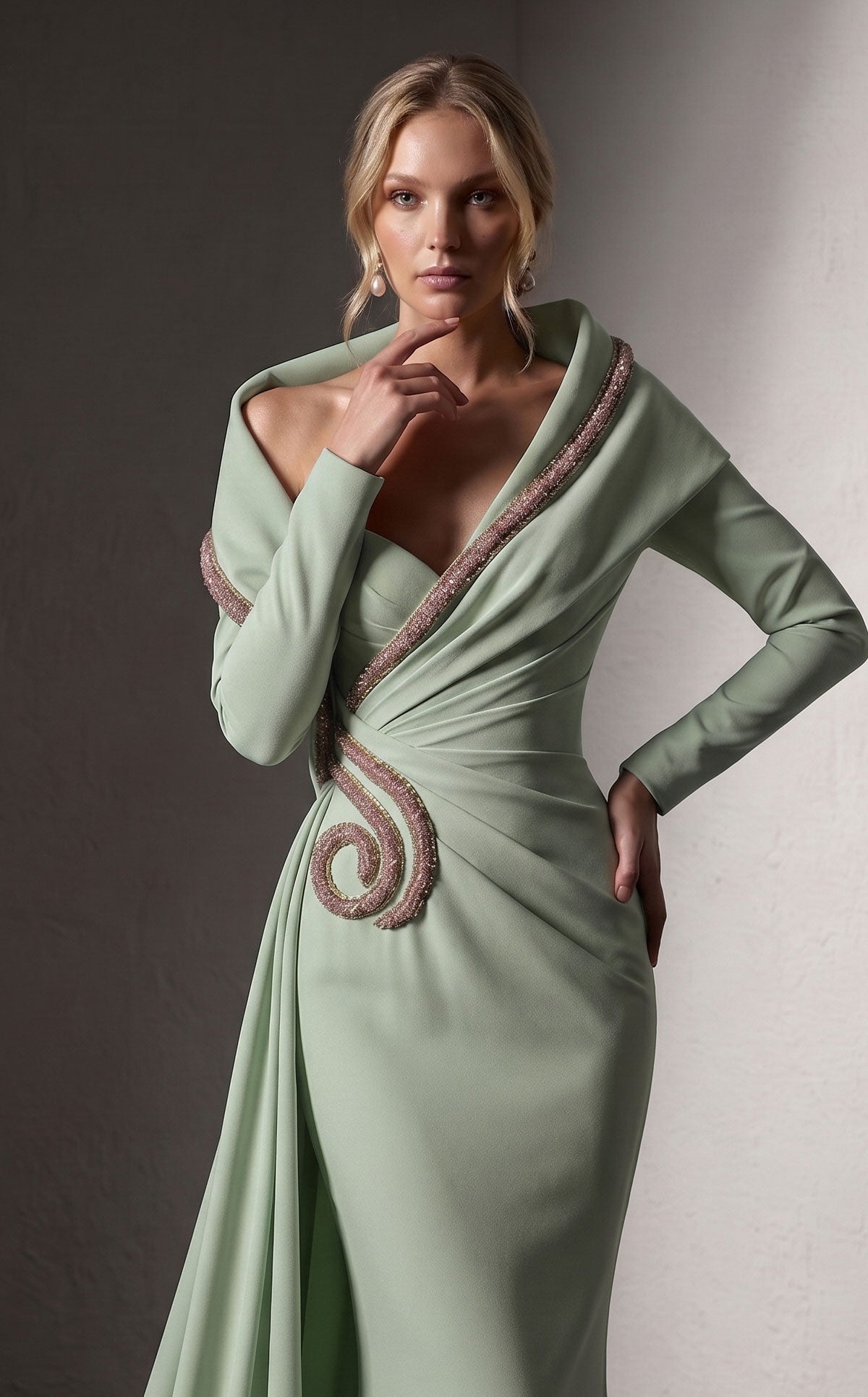 MNM Couture F03038