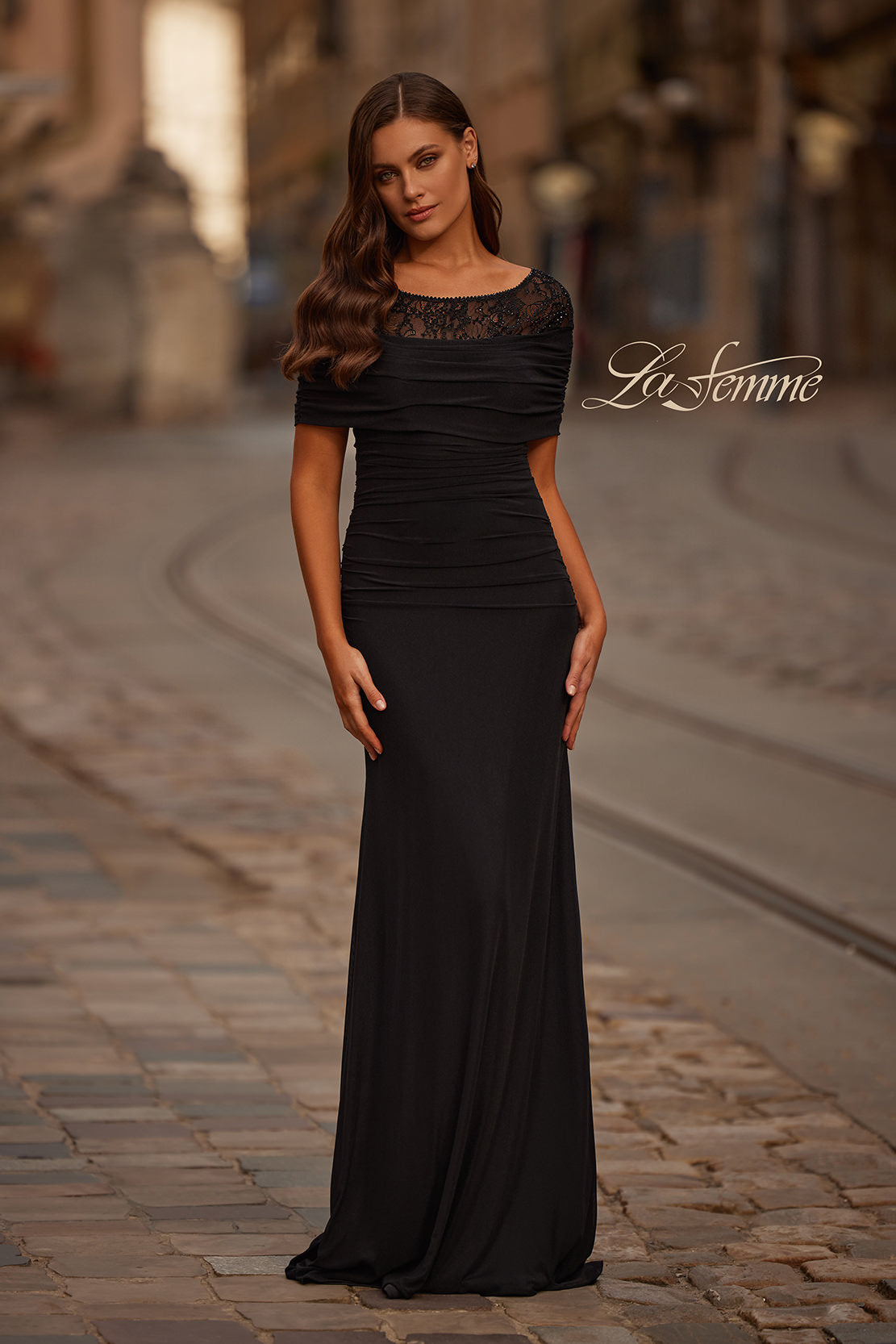 La Femme 33120