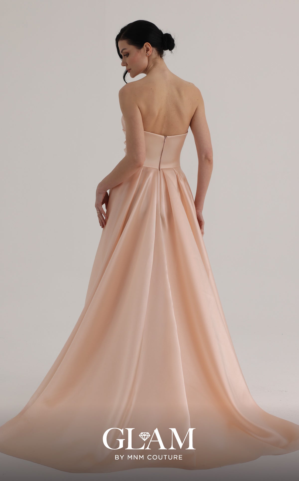 MNM Couture O07863