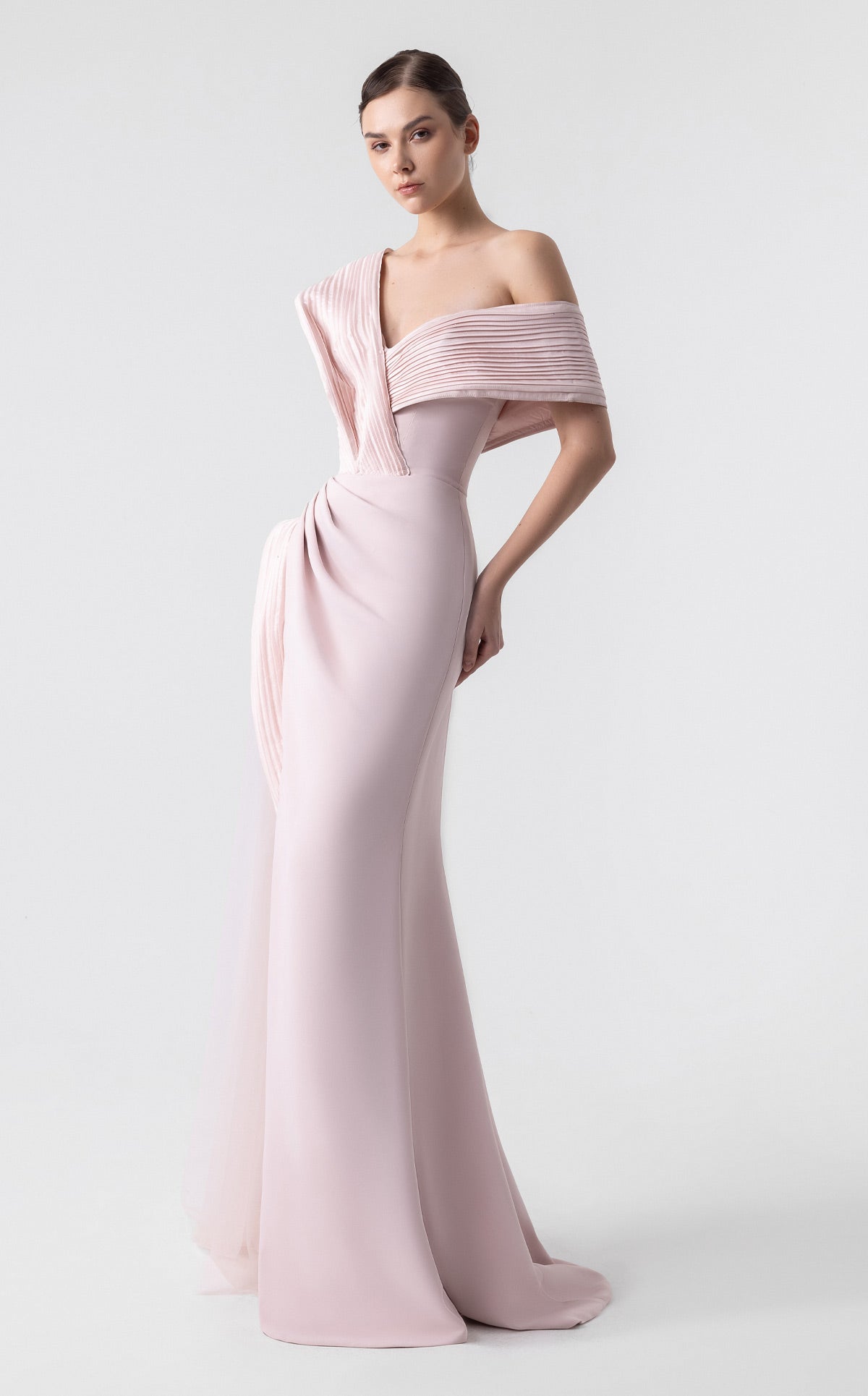 MNM Couture G1929
