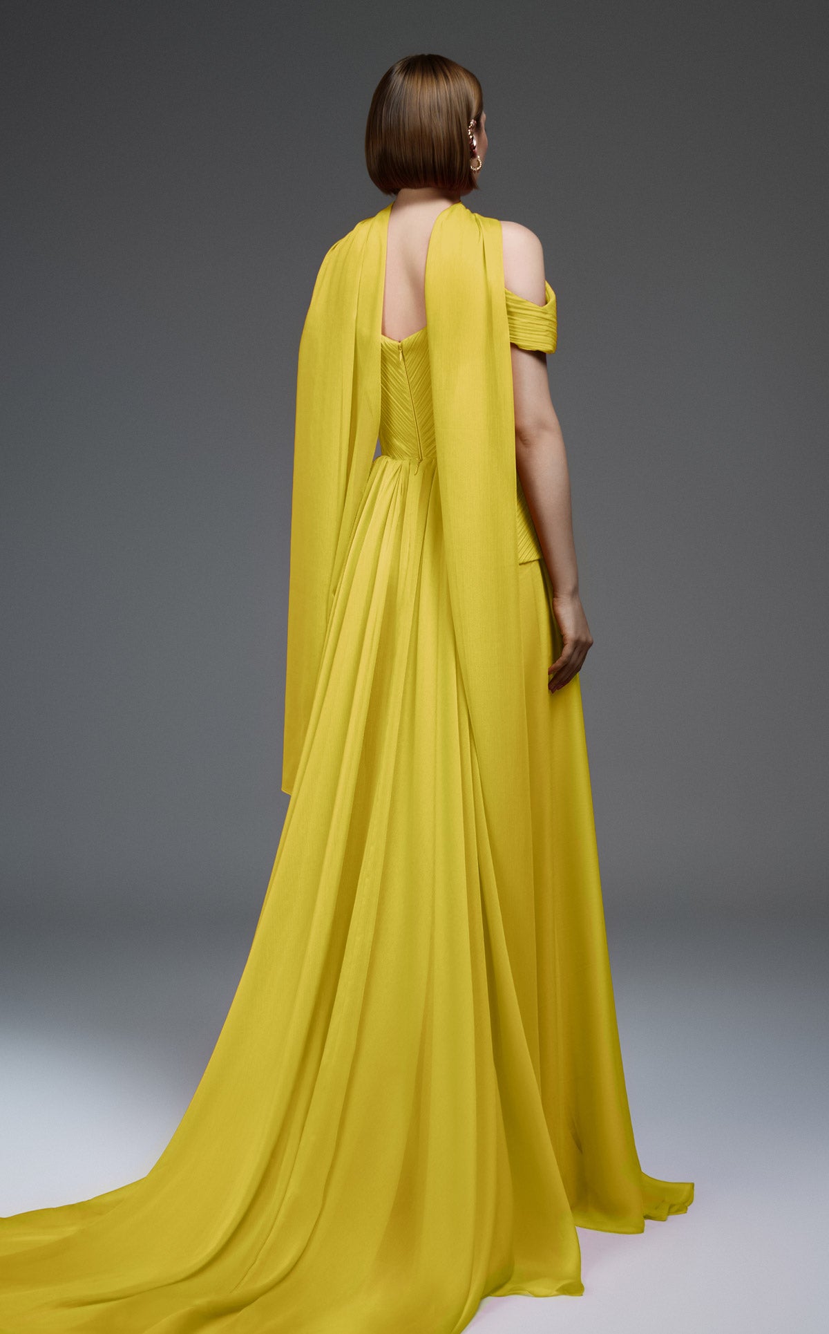 MNM Couture E0119