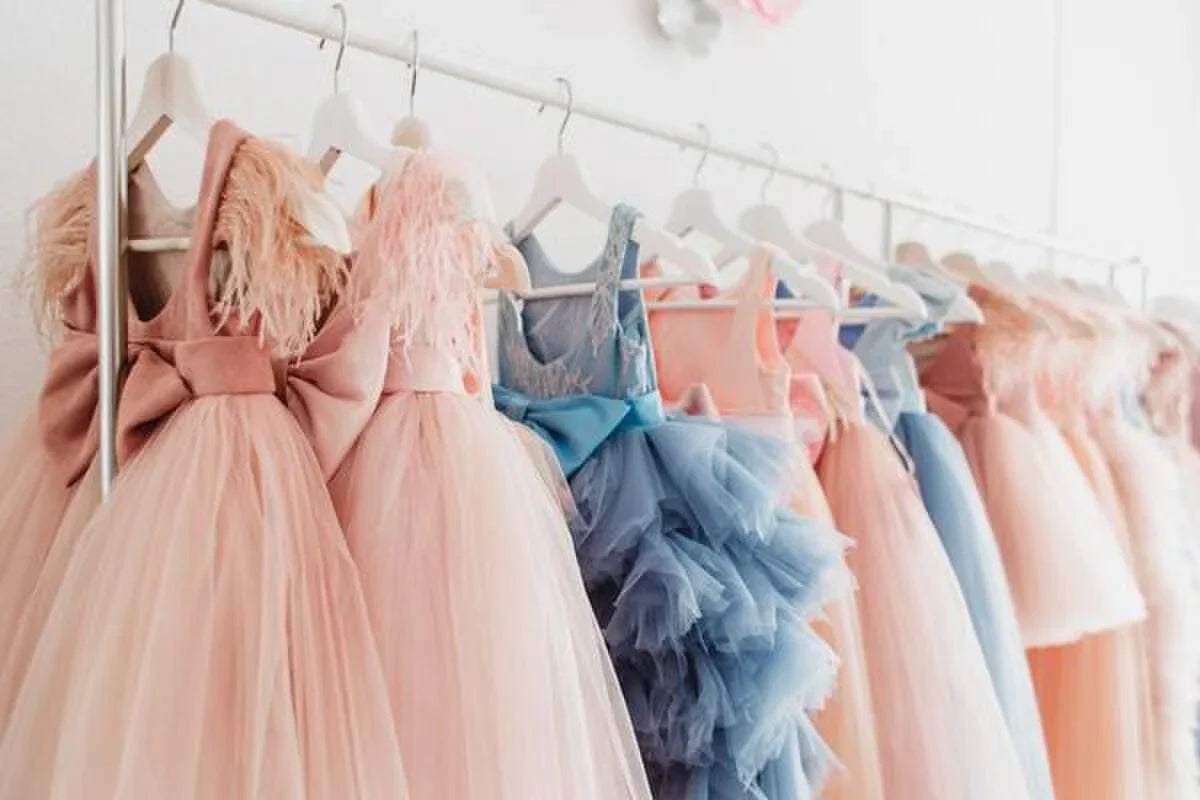 How To Store Your Dress Before the Wedding