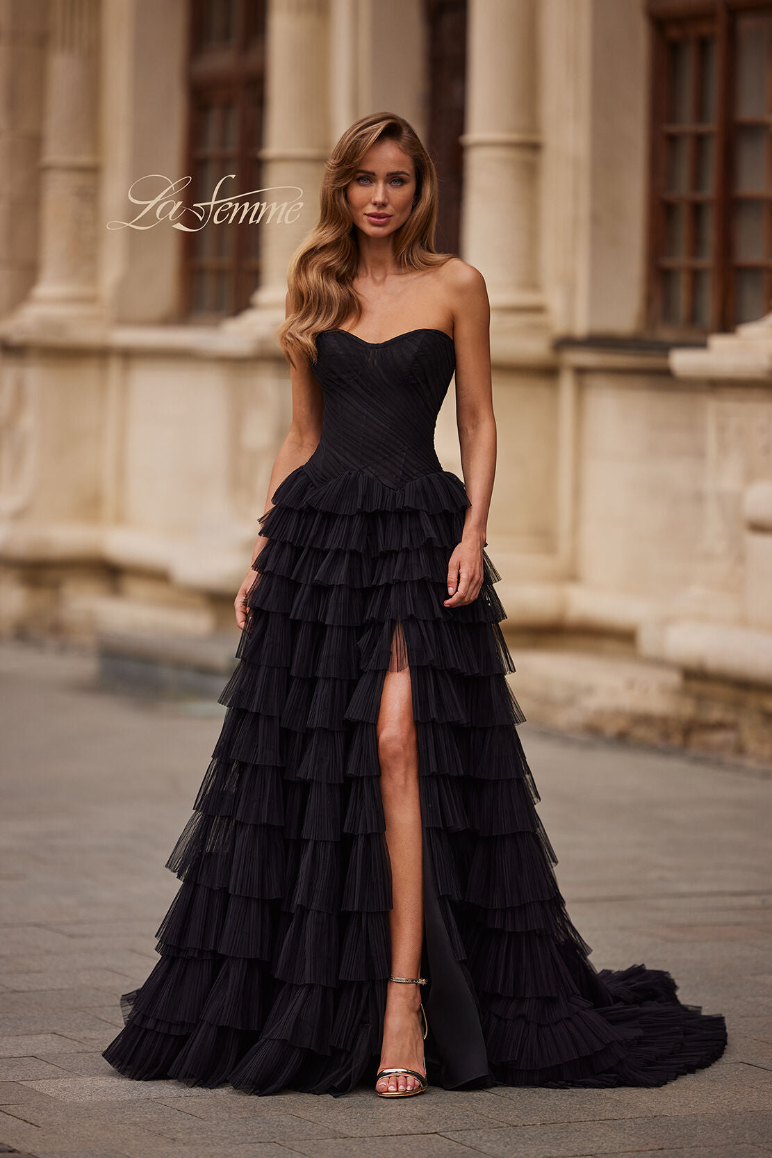 La Femme 33202