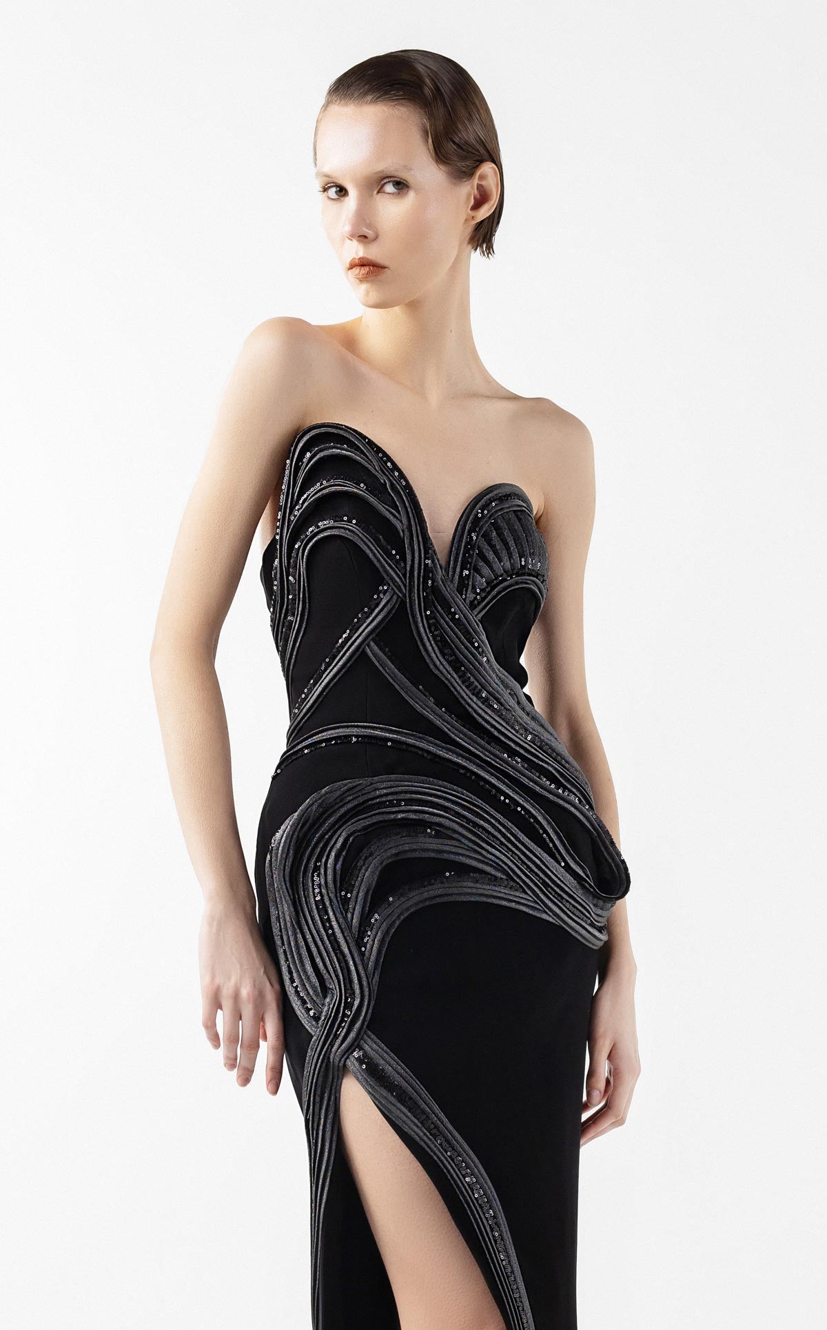 MNM Couture G2048