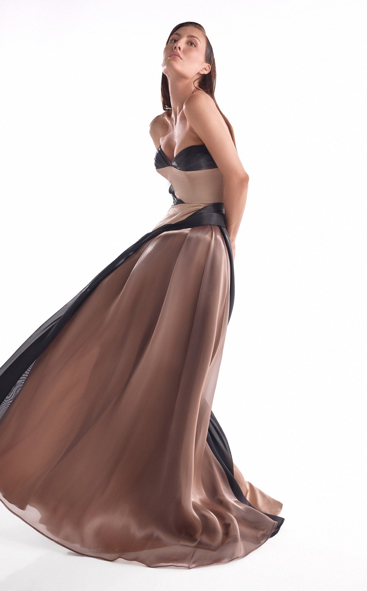 MNM Couture G2102
