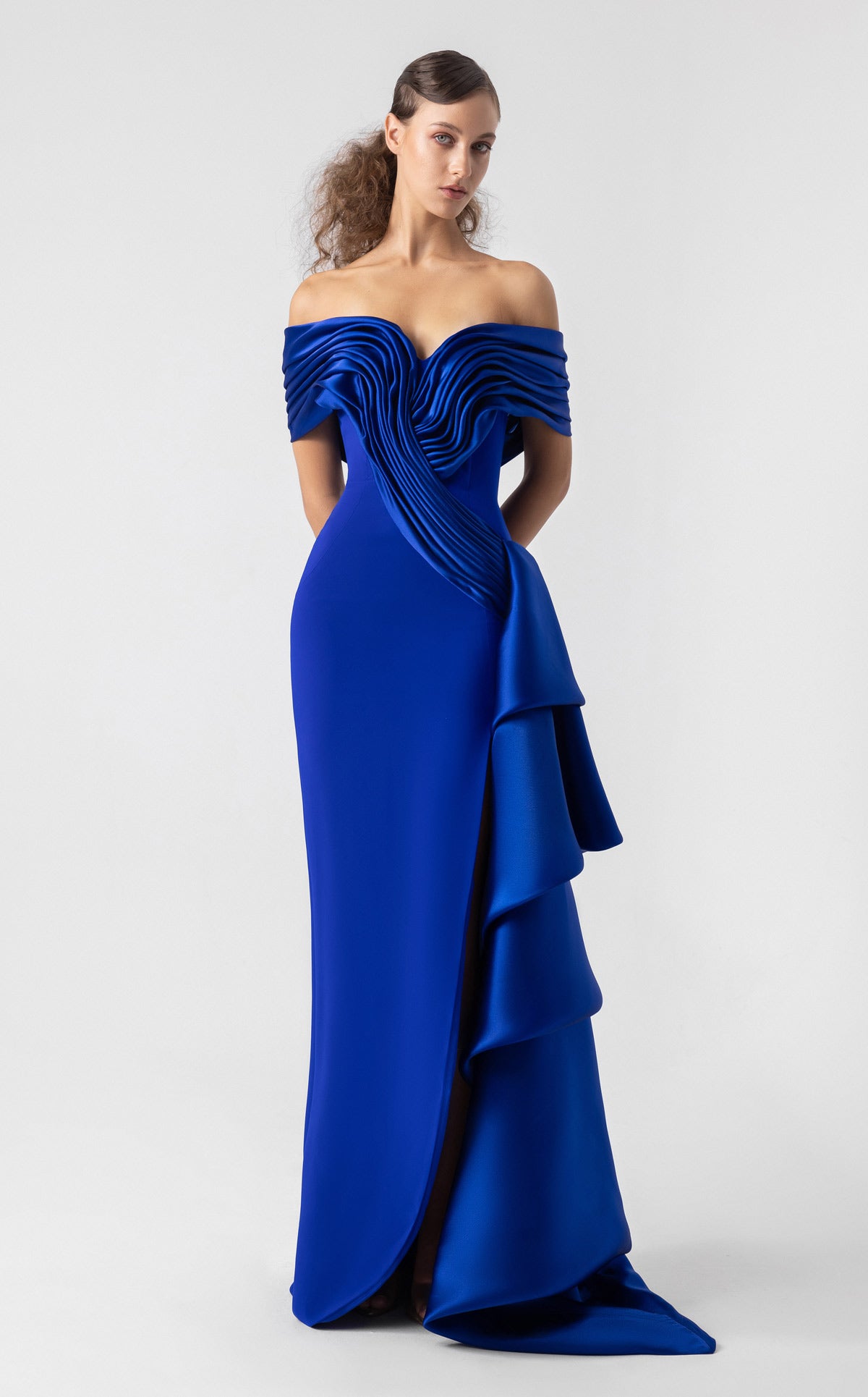 MNM Couture G1905