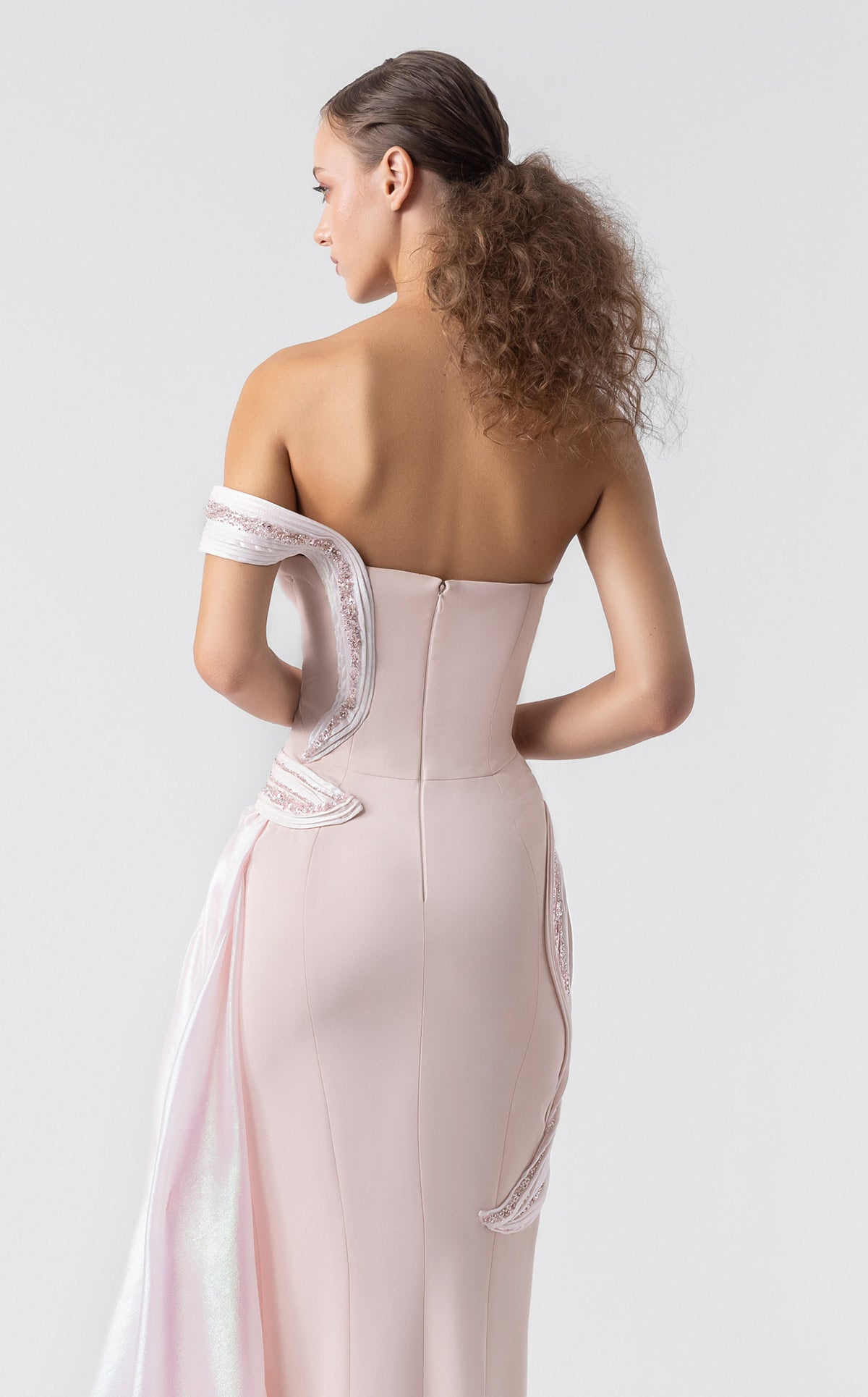 MNM Couture G1900