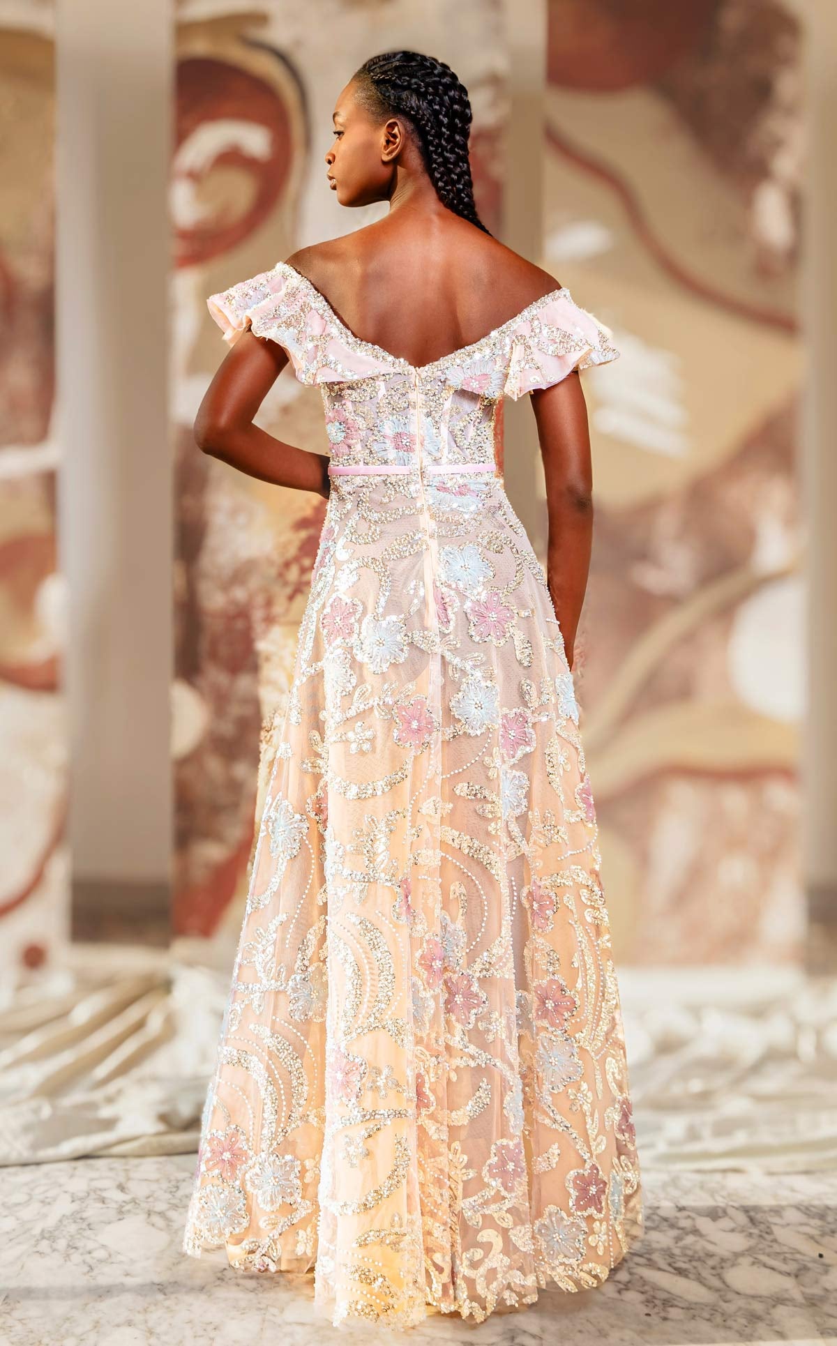MNM Couture K4162