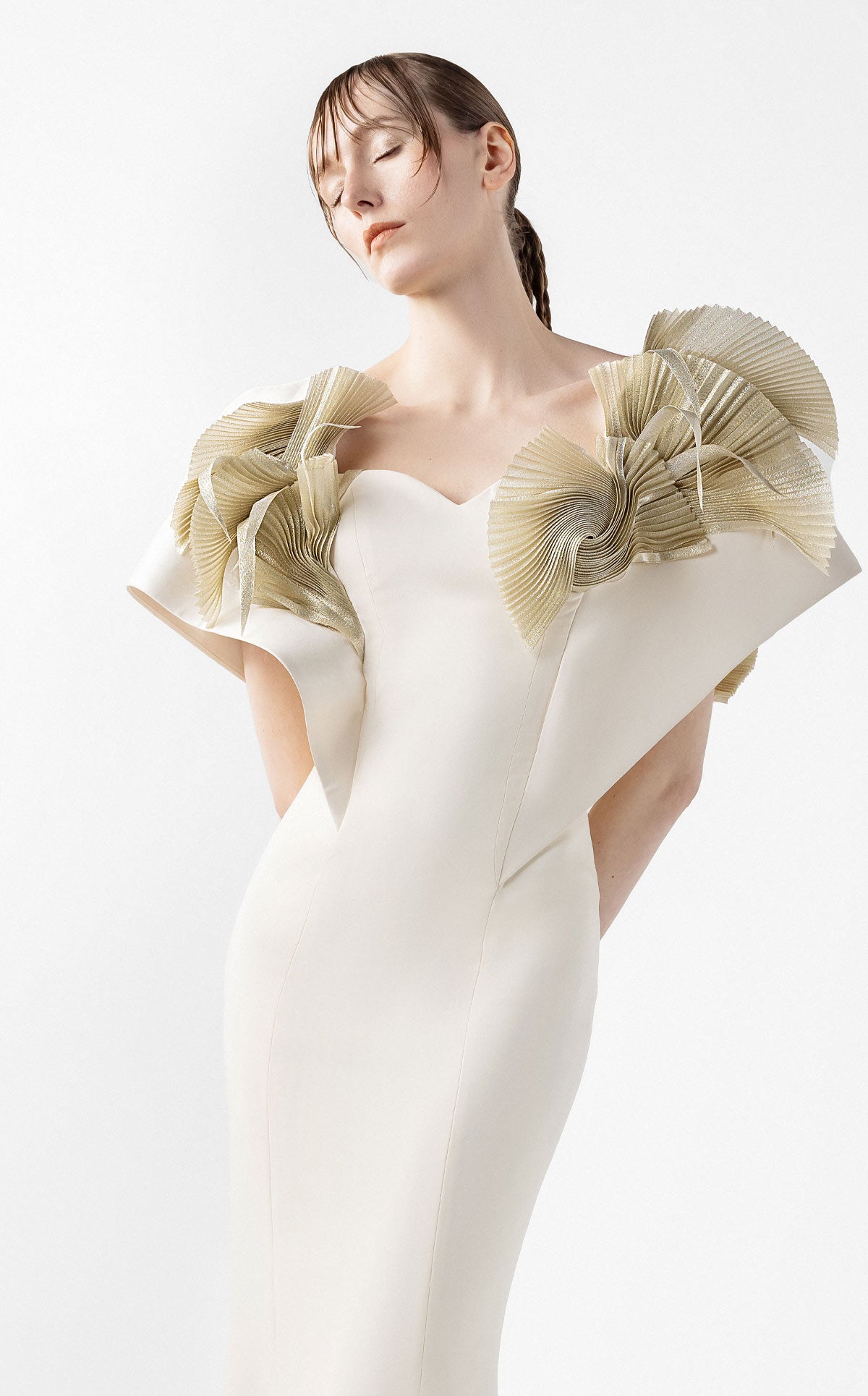 MNM Couture G2005