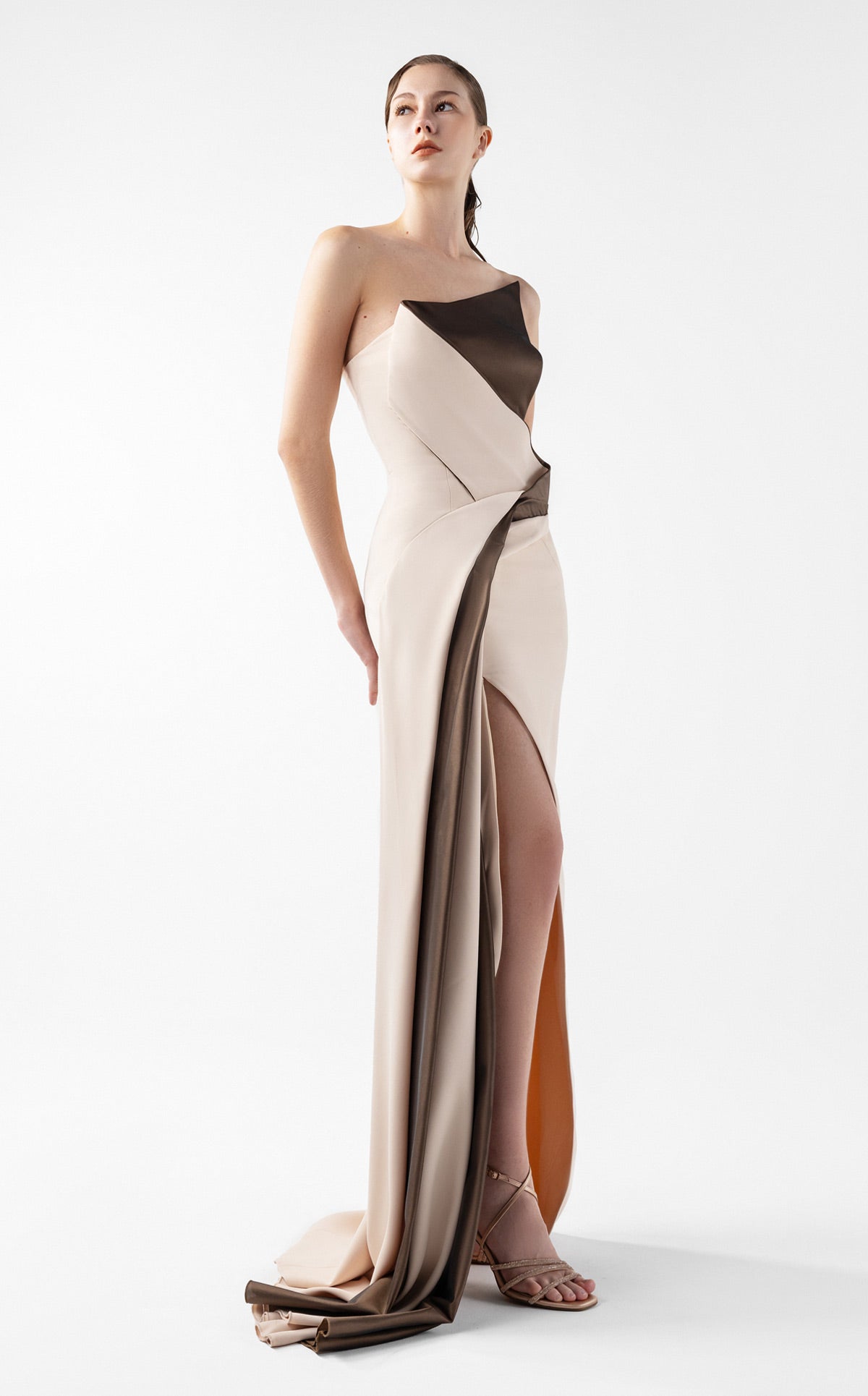 MNM Couture G2011 GOLD