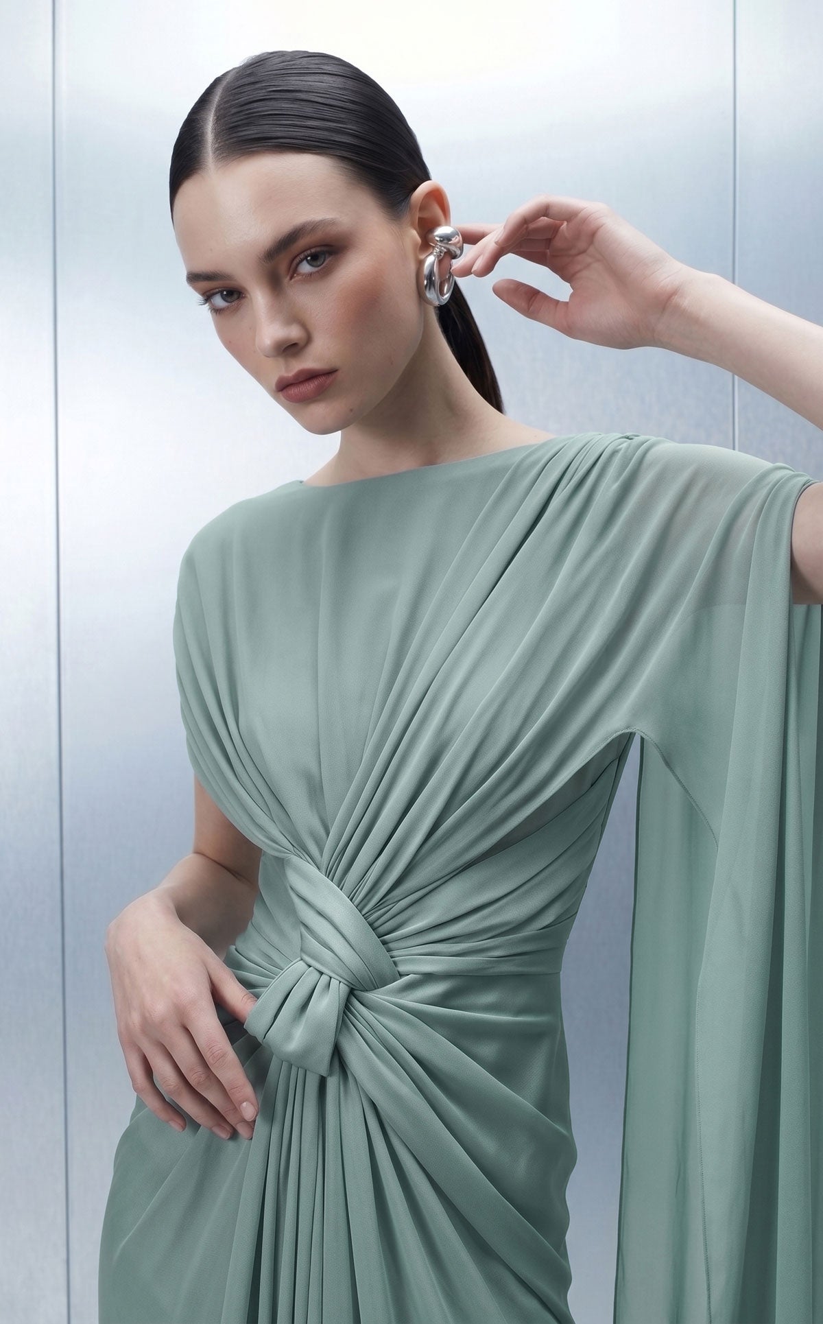 MNM Couture E0160