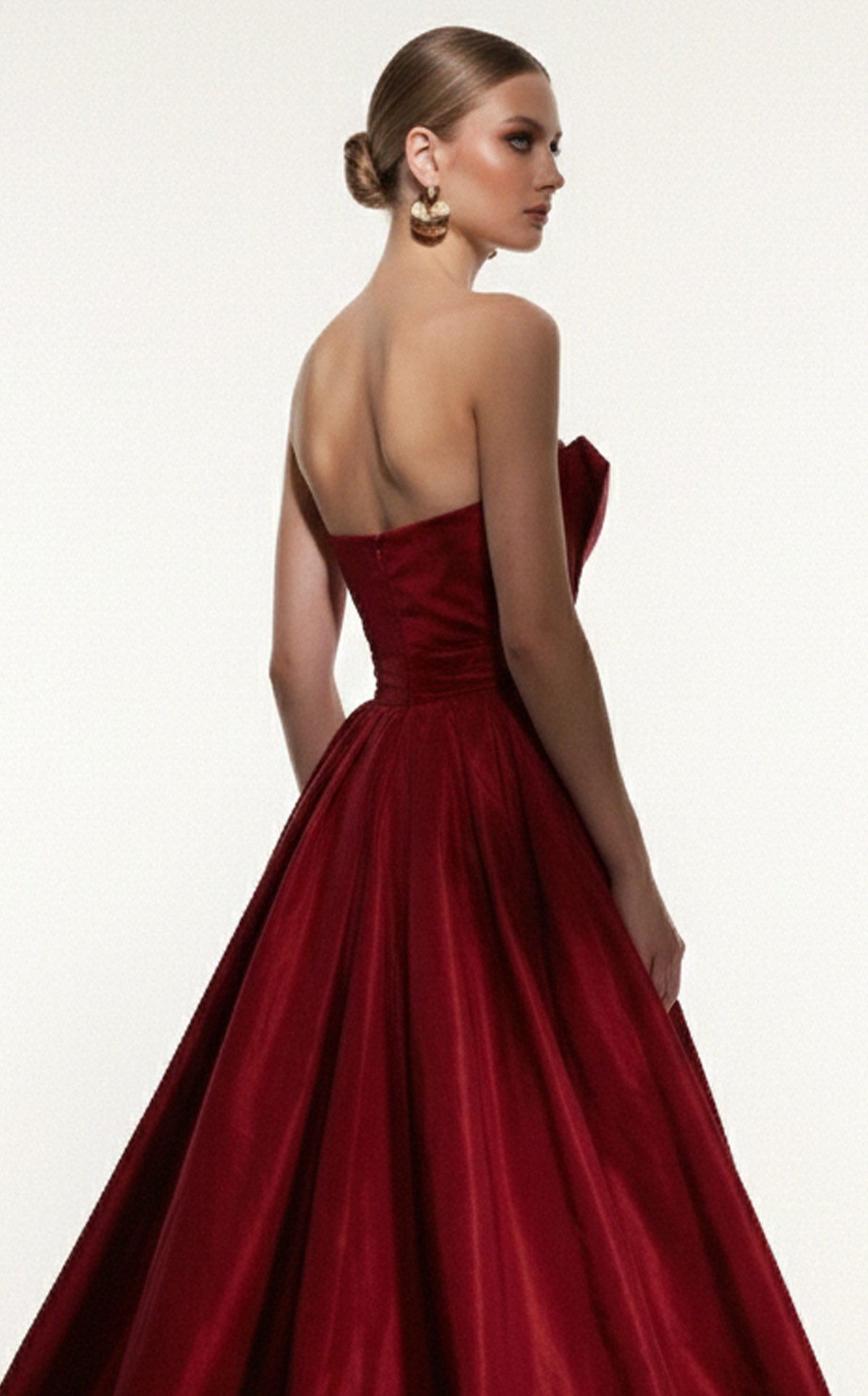 MNM Couture F03006