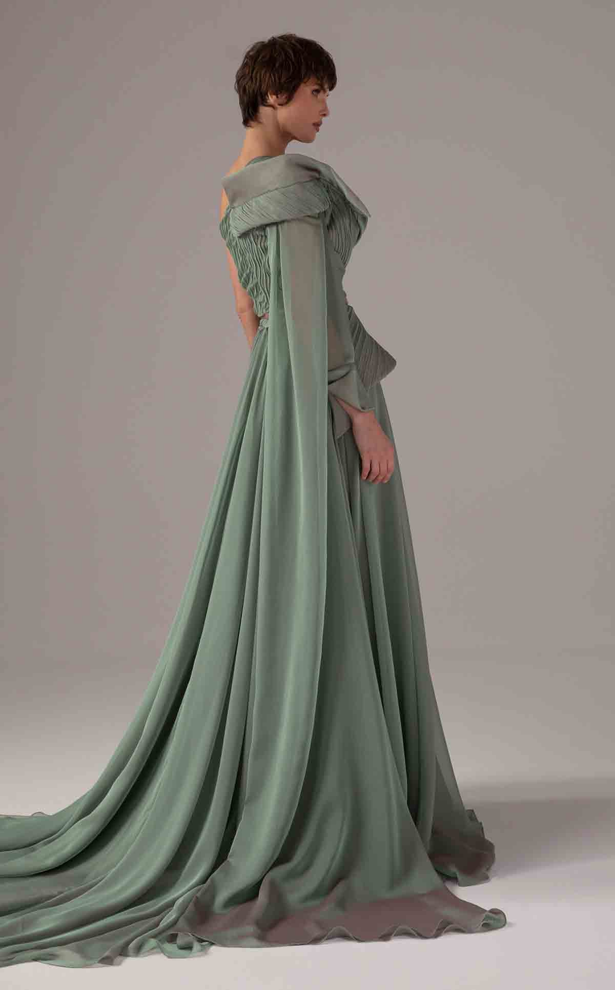 MNM Couture E0097