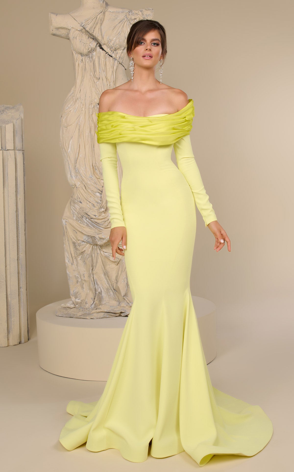 MNM Couture F02928 PINK
