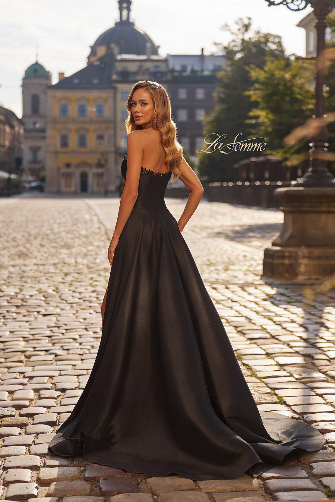 La Femme 33353 BLACK