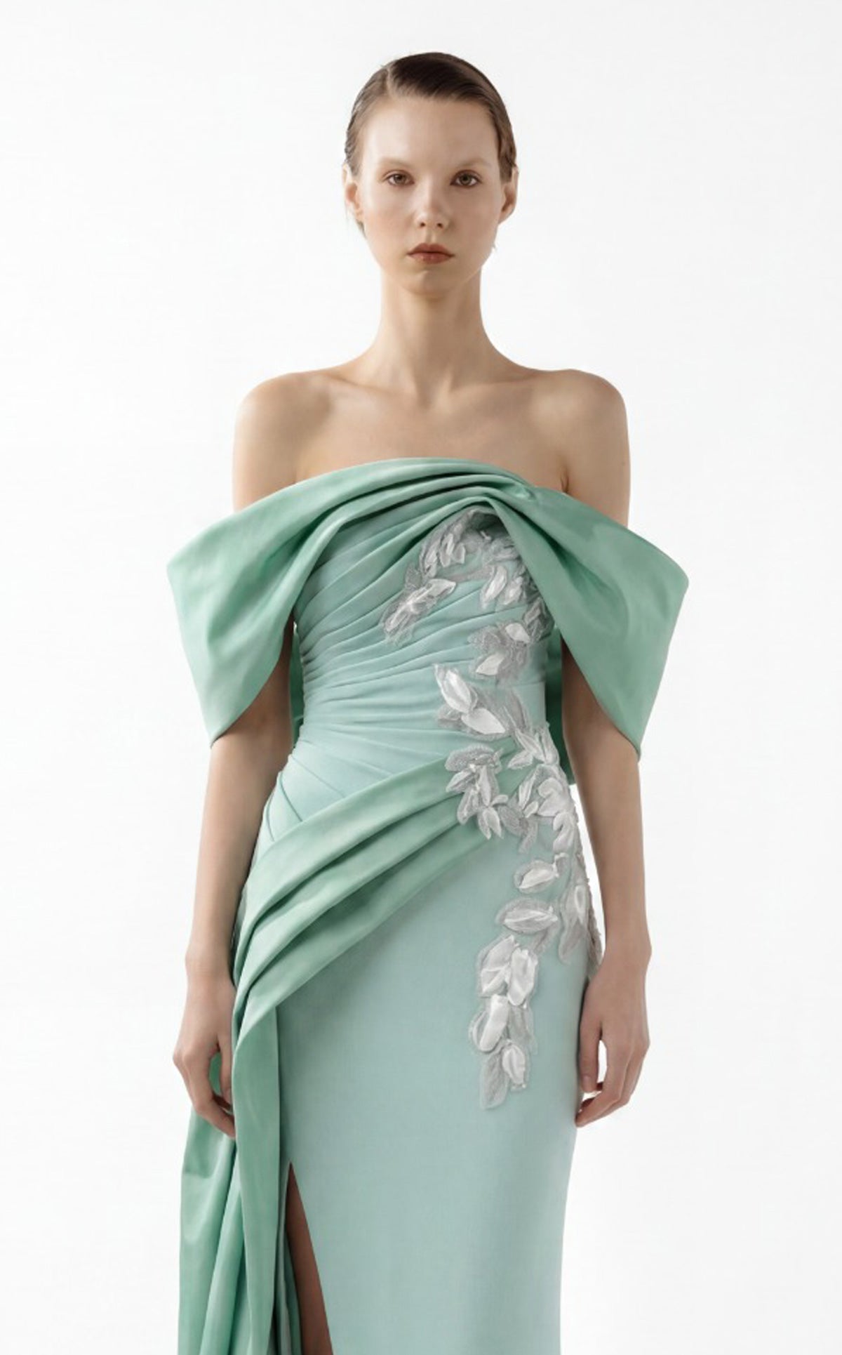 MNM Couture G2007