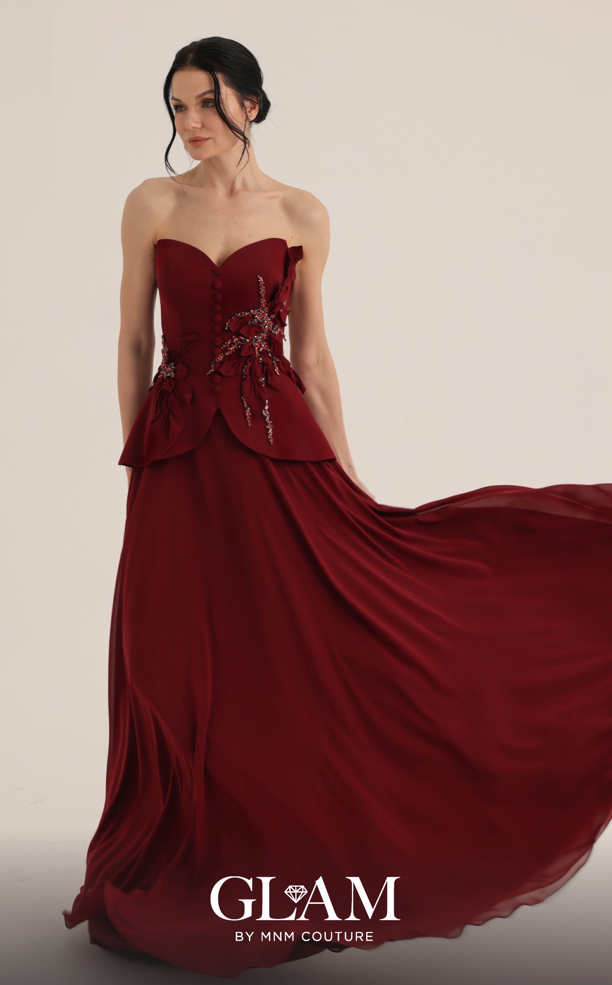 MNM Couture O07815