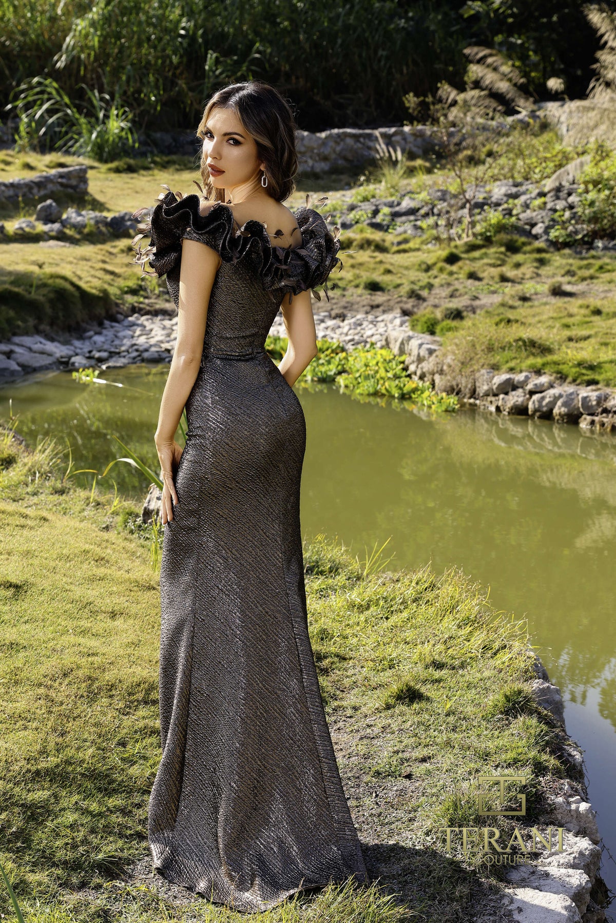 Terani Couture 252E5156