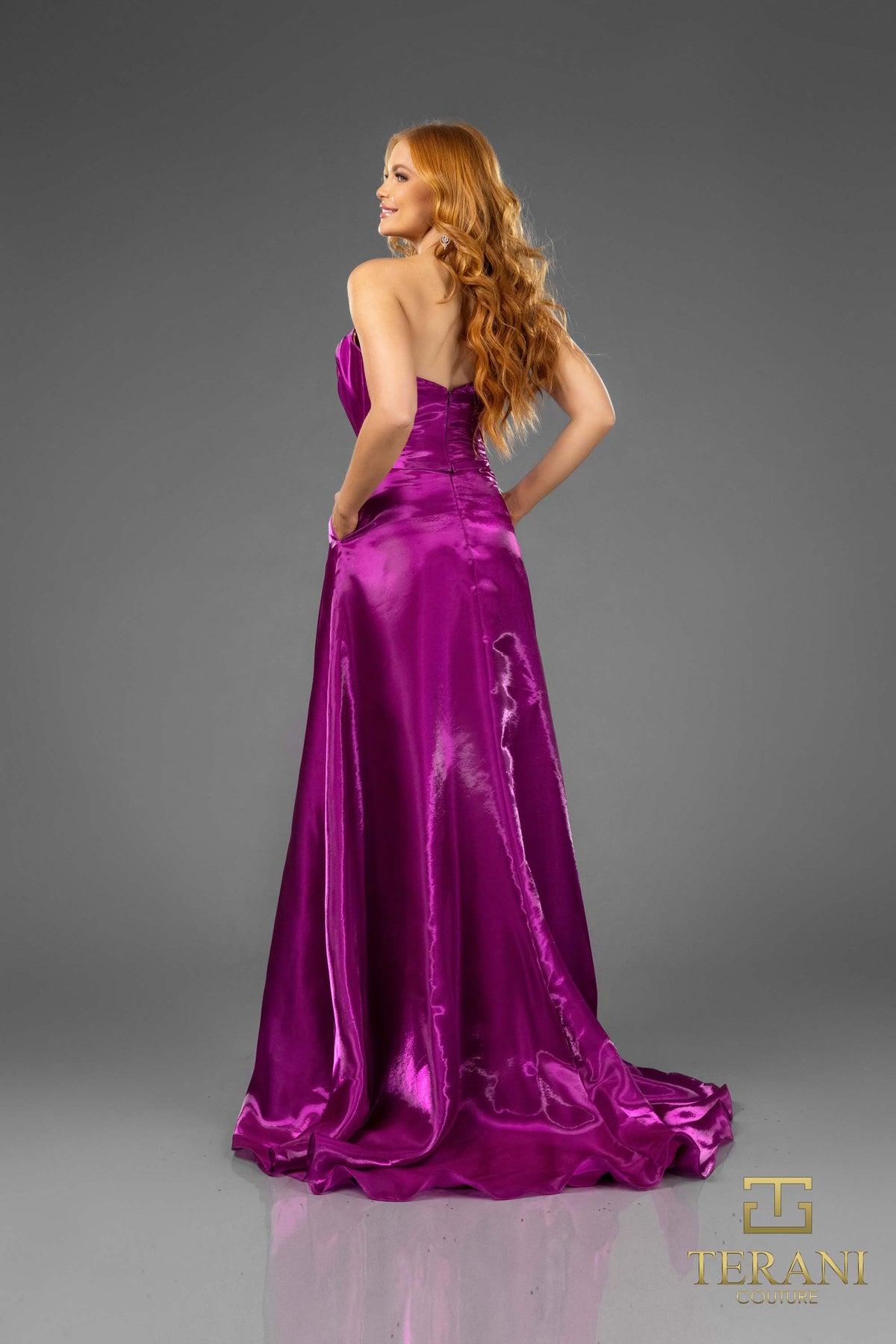 Terani Couture 251E4637 Magenta