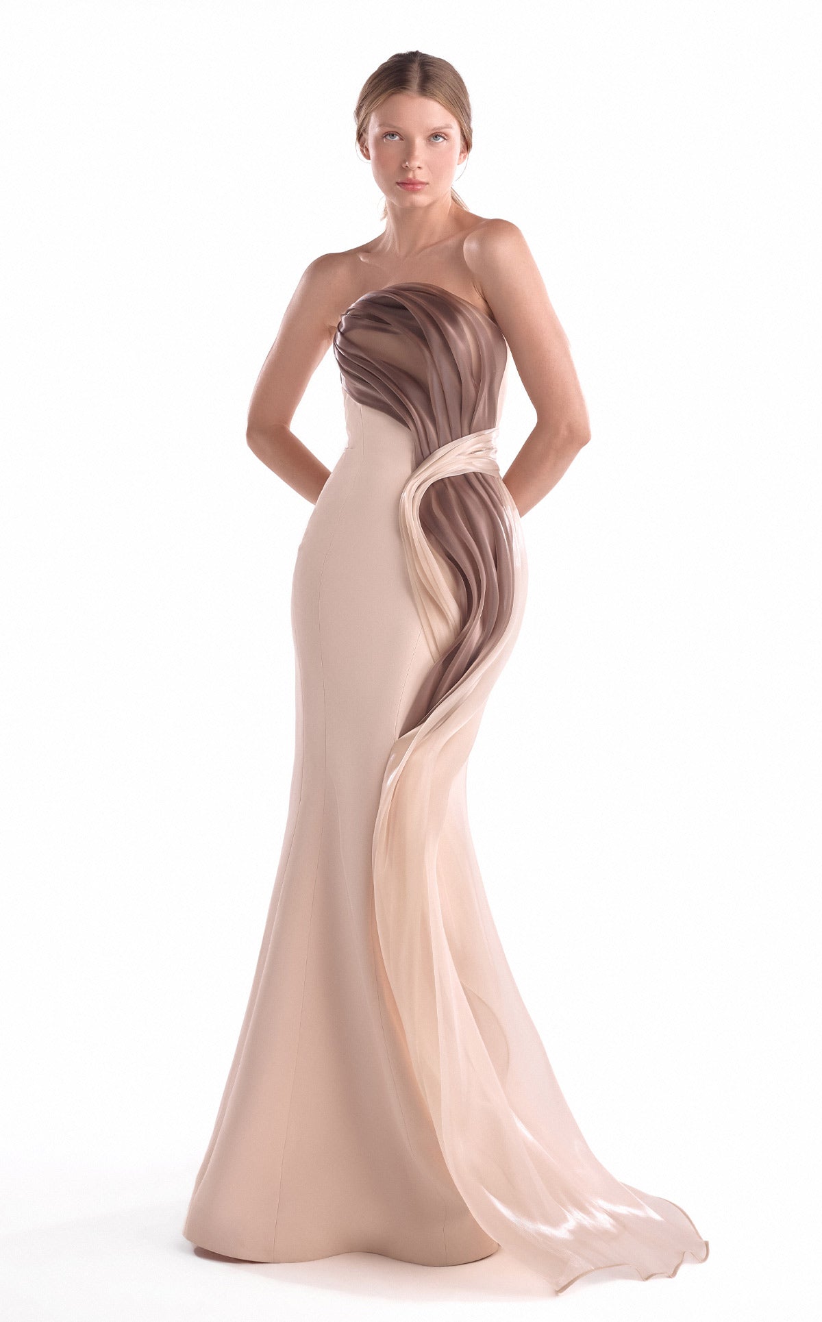 MNM Couture G2109