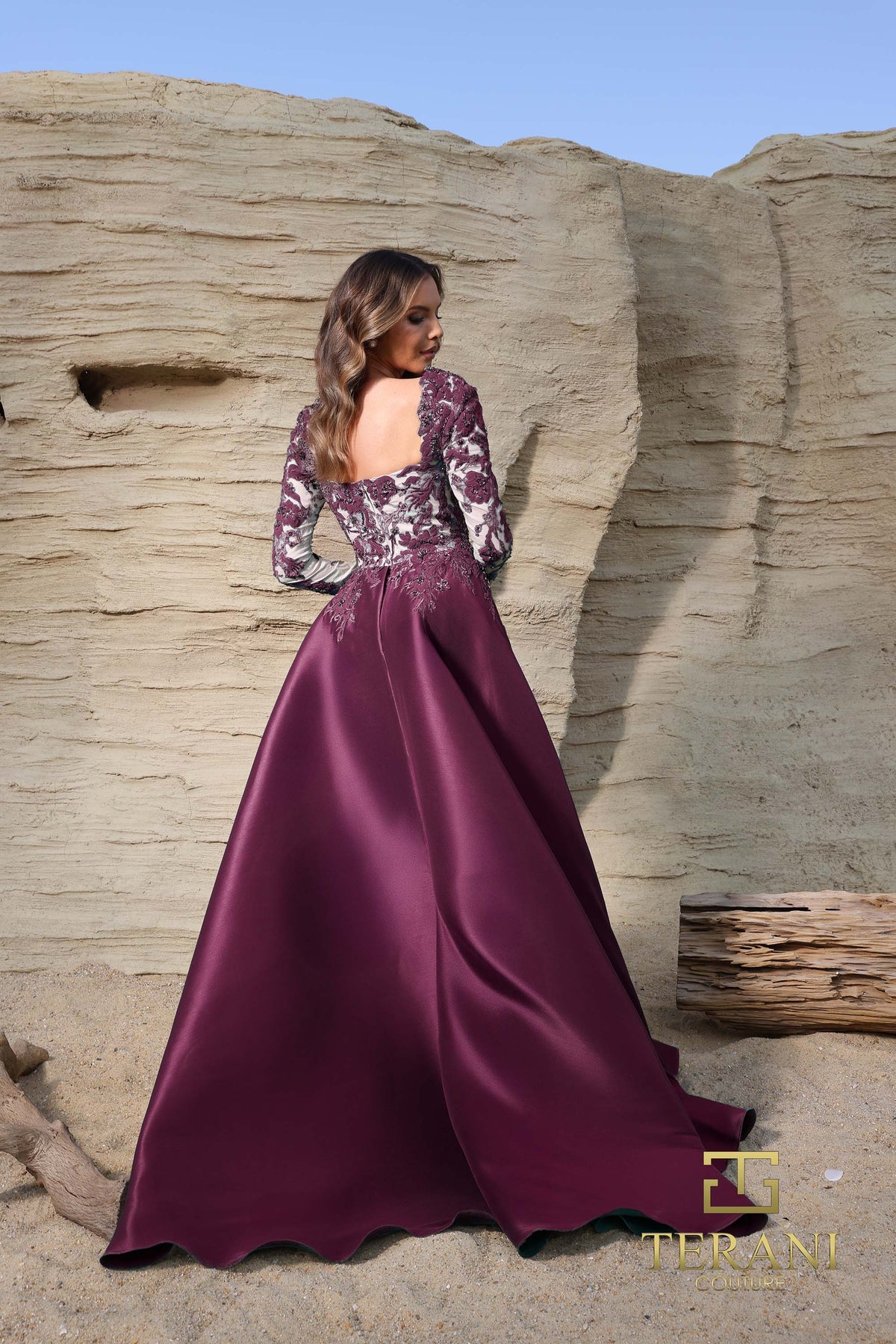 Terani Couture 252M5311 Wine