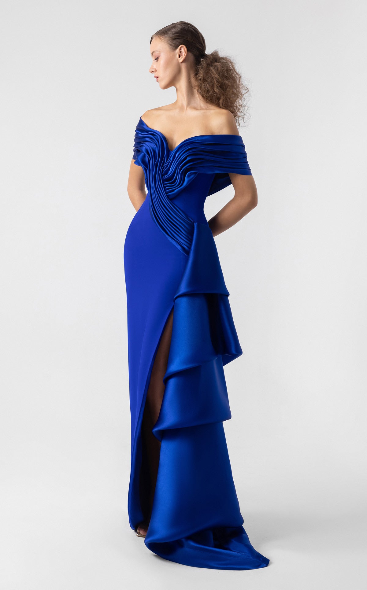 MNM Couture G1905