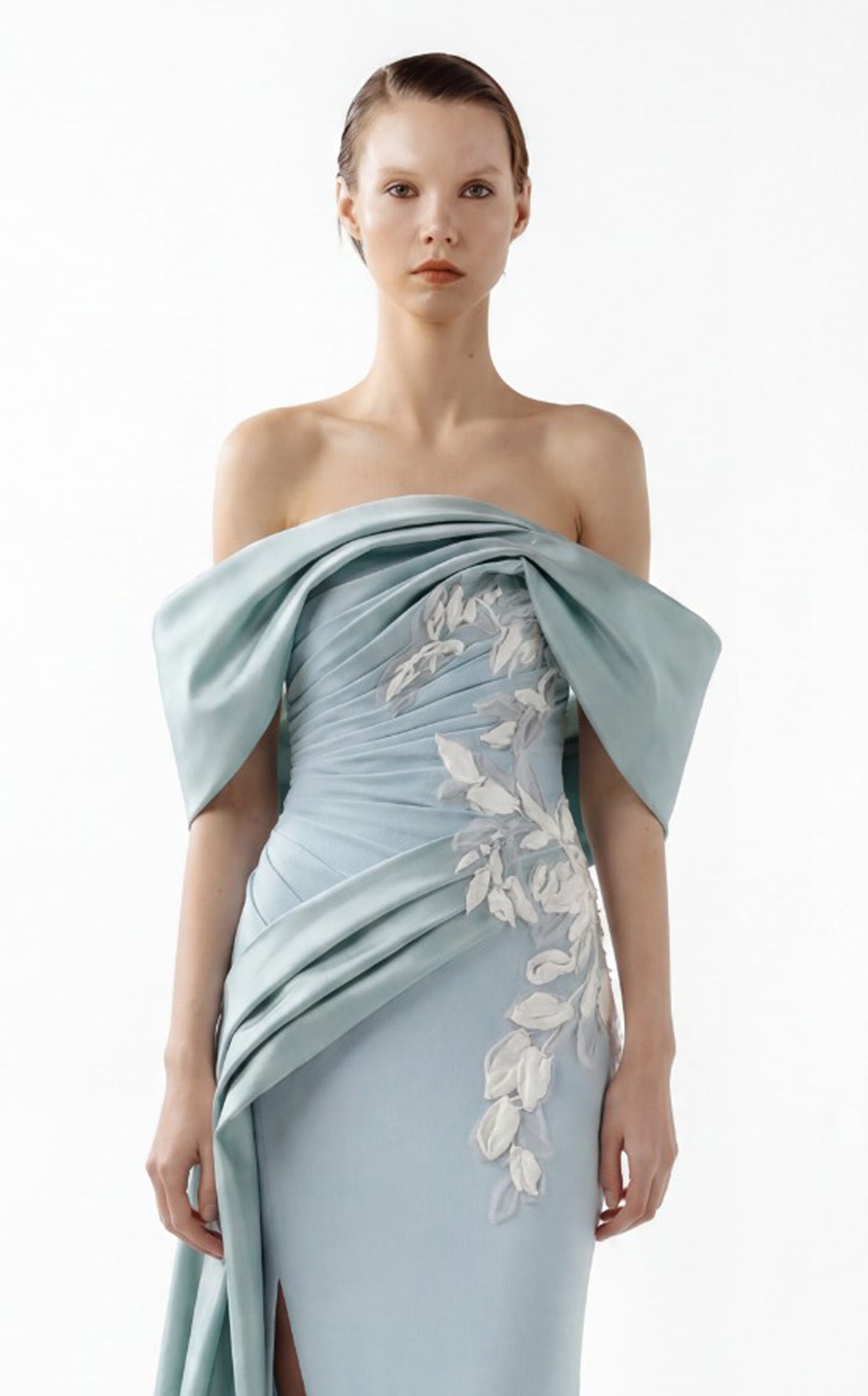 MNM Couture G2007