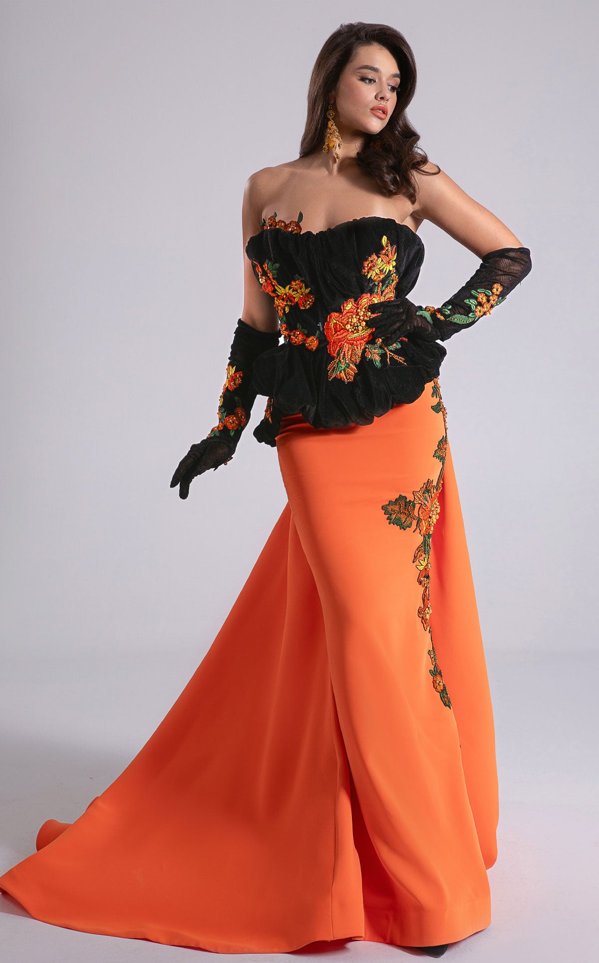 MNM Couture F02902
