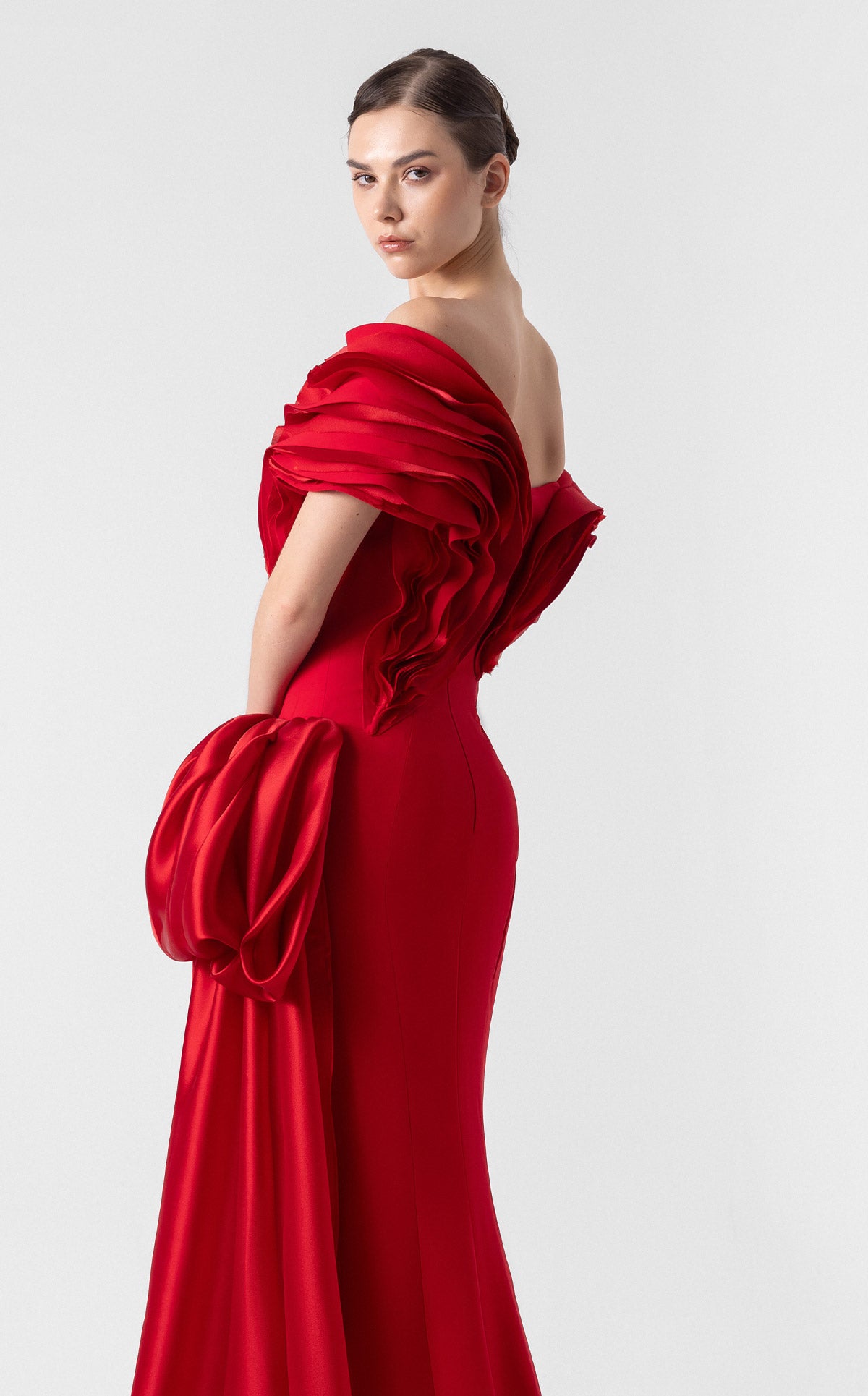 MNM Couture G1942