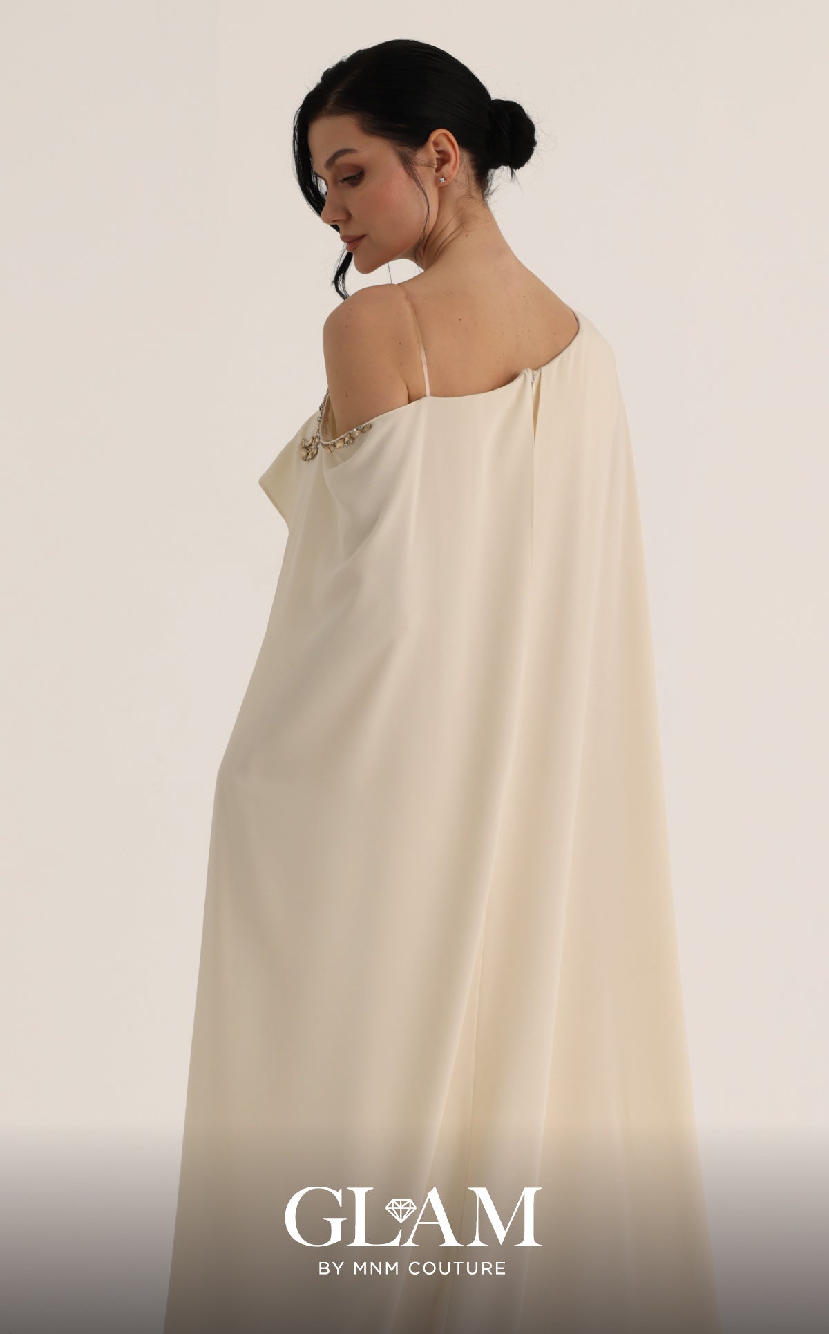MNM Couture O07824